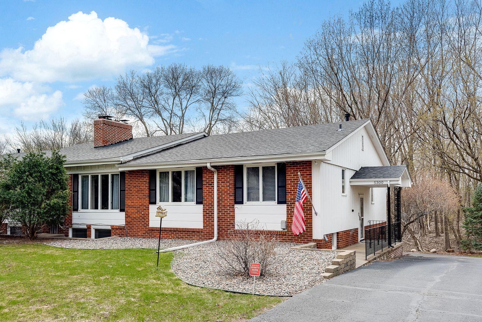View of Residential at 5300 Malibu Drive, Edina MN 55436, Edina - Mike Wilen | Minnesota Team Real Estate