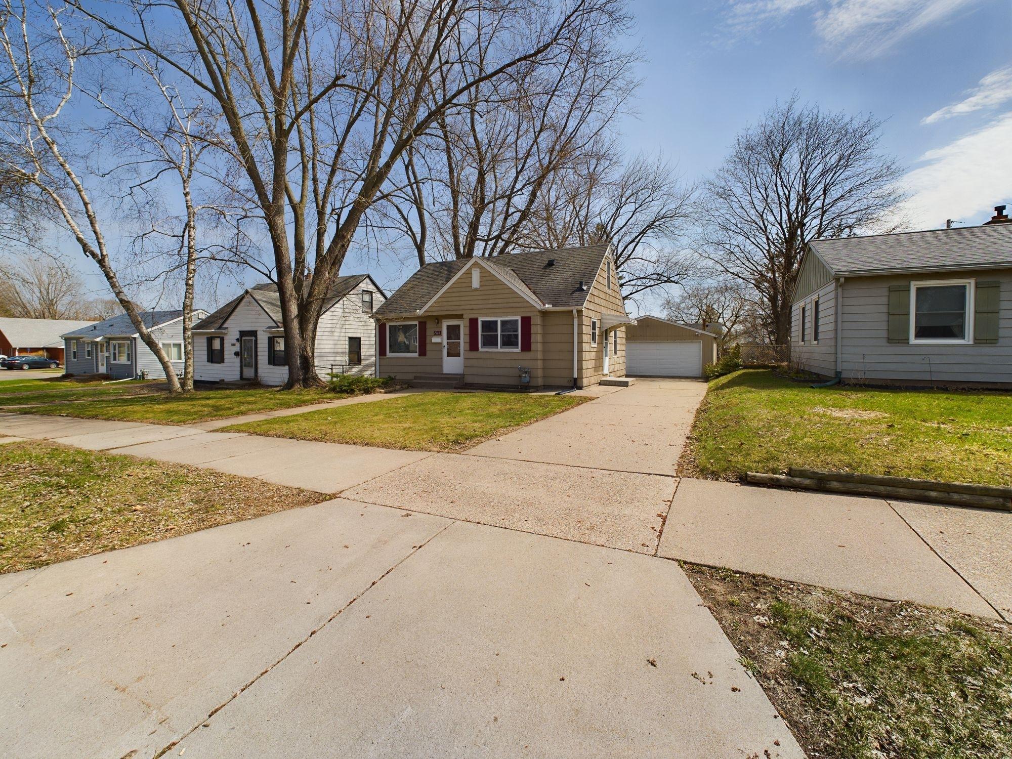 View of Residential at 2184 Fremont Avenue, Saint Paul MN 55119, Saint Paul - Mike Wilen | Minnesota Team Real Estate