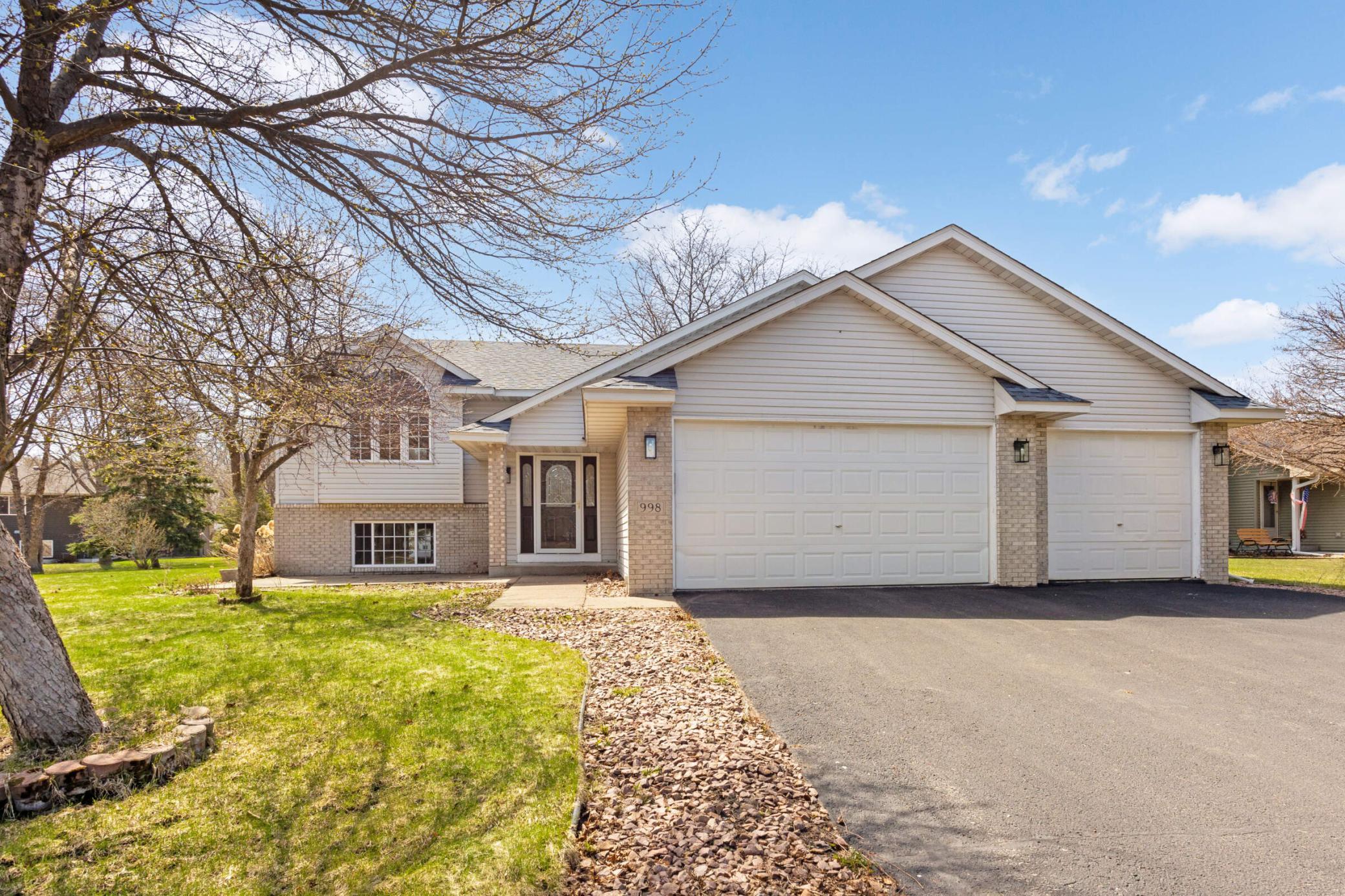 View of Residential at 998 114th Court, Blaine MN 55434, Blaine - Mike Wilen | Minnesota Team Real Estate