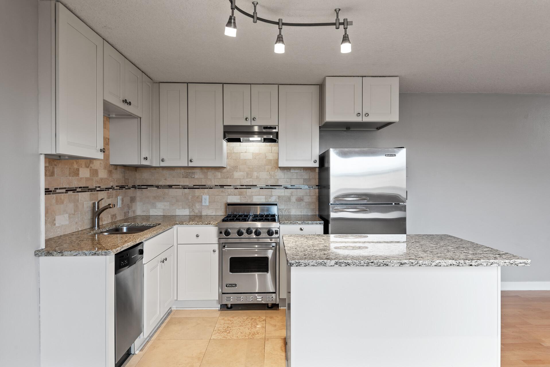 View of Residential at 4430 Lake Harriet Parkway #404, Minneapolis MN 55410, Minneapolis - Mike Wilen | Minnesota Team Real Estate