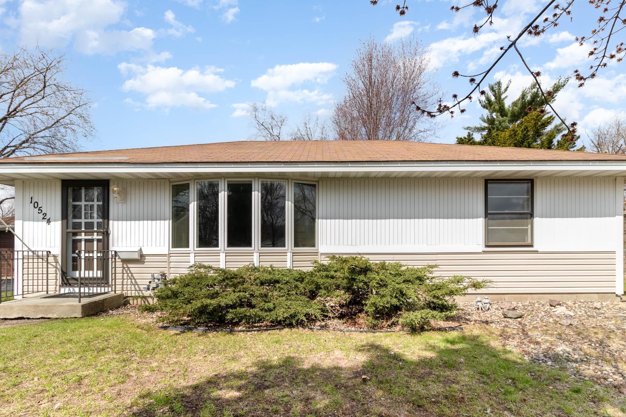 View of Residential at 10524 Drew Avenue, Bloomington MN 55431, Bloomington - Mike Wilen | Minnesota Team Real Estate