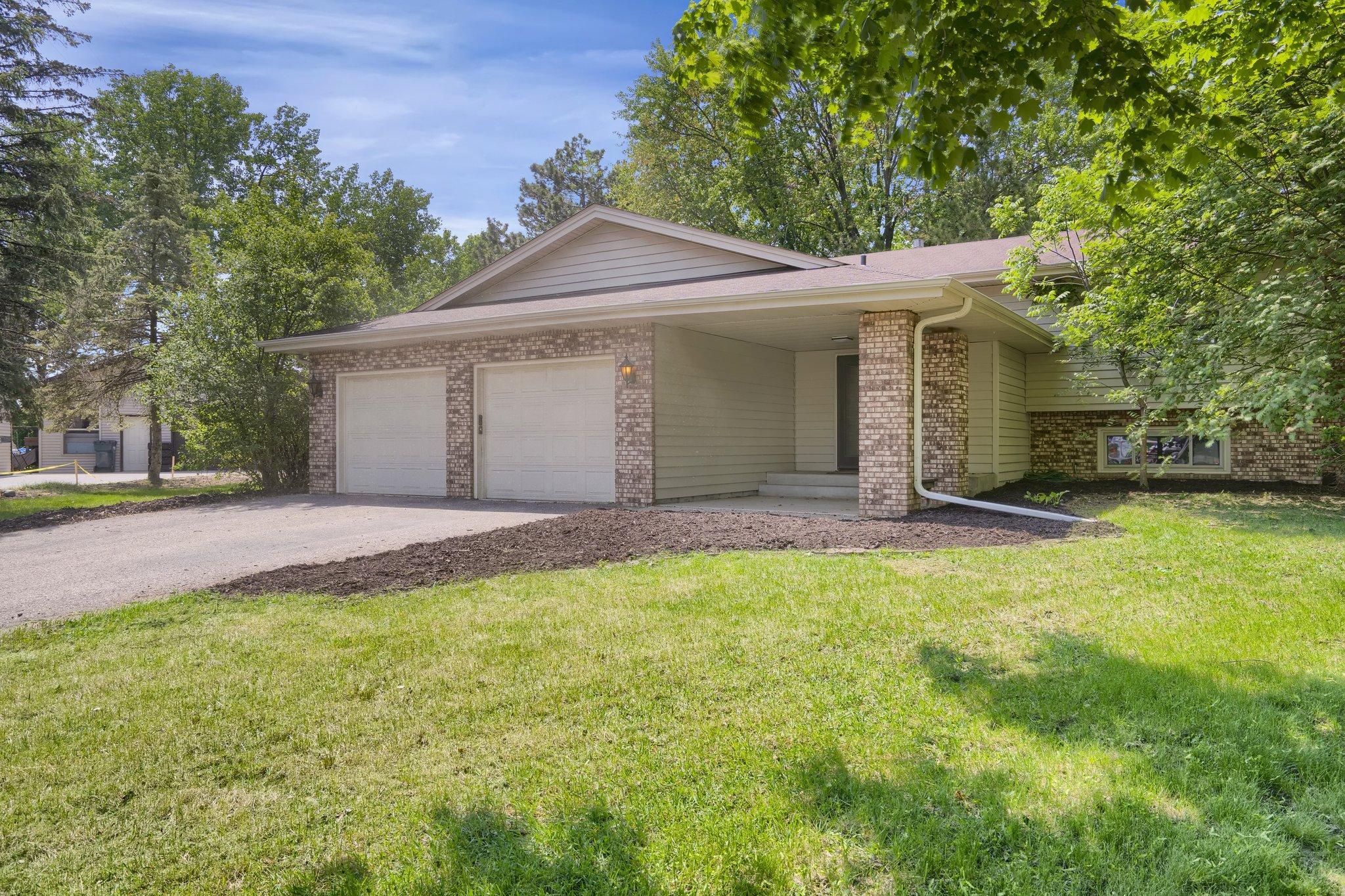 View of Residential at 871 Westview Court, Shoreview MN 55126, Shoreview - Mike Wilen | Minnesota Team Real Estate