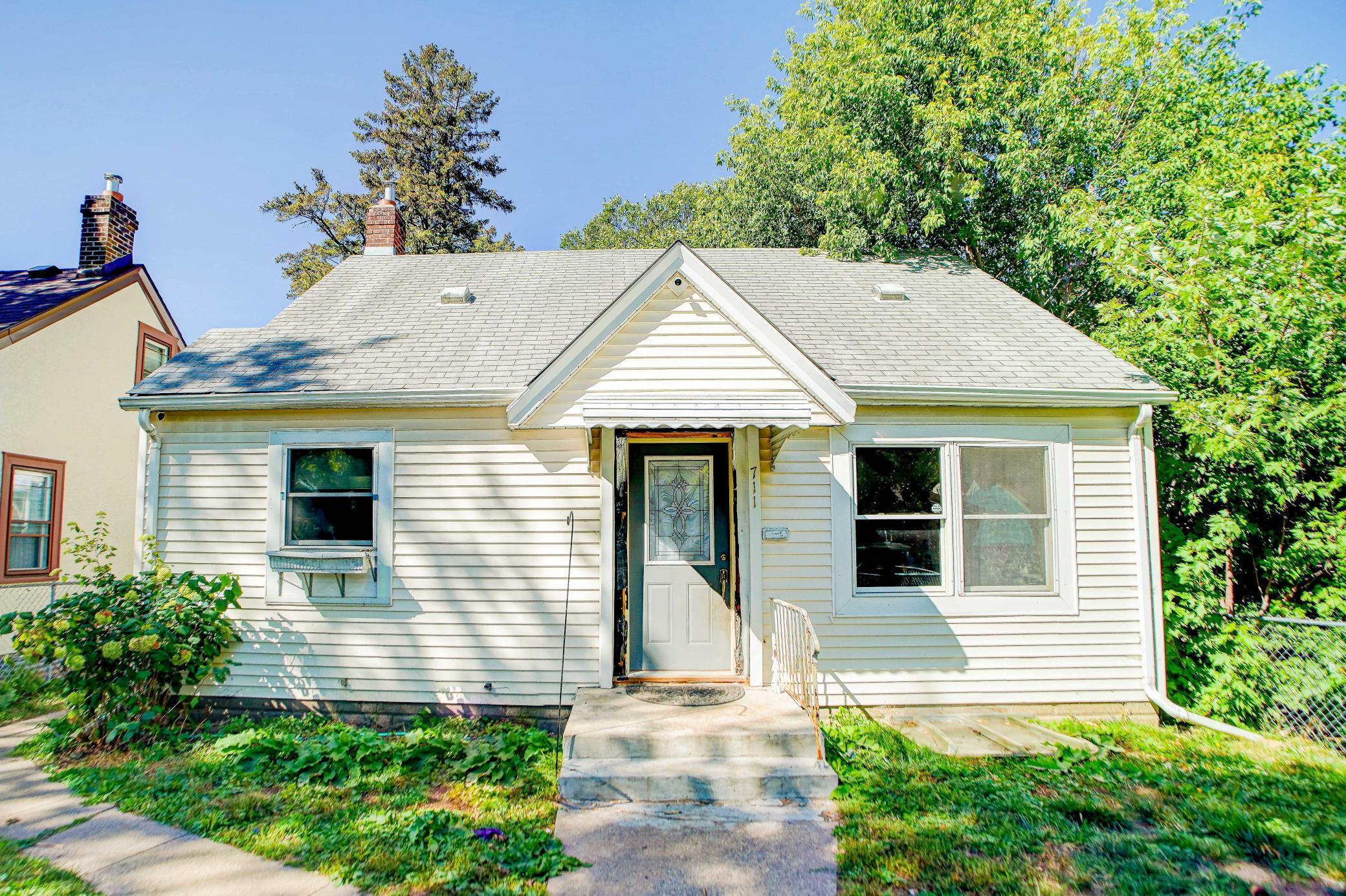 View of Residential at 711 Thomas Avenue, Minneapolis MN 55411, Minneapolis - Mike Wilen | Minnesota Team Real Estate
