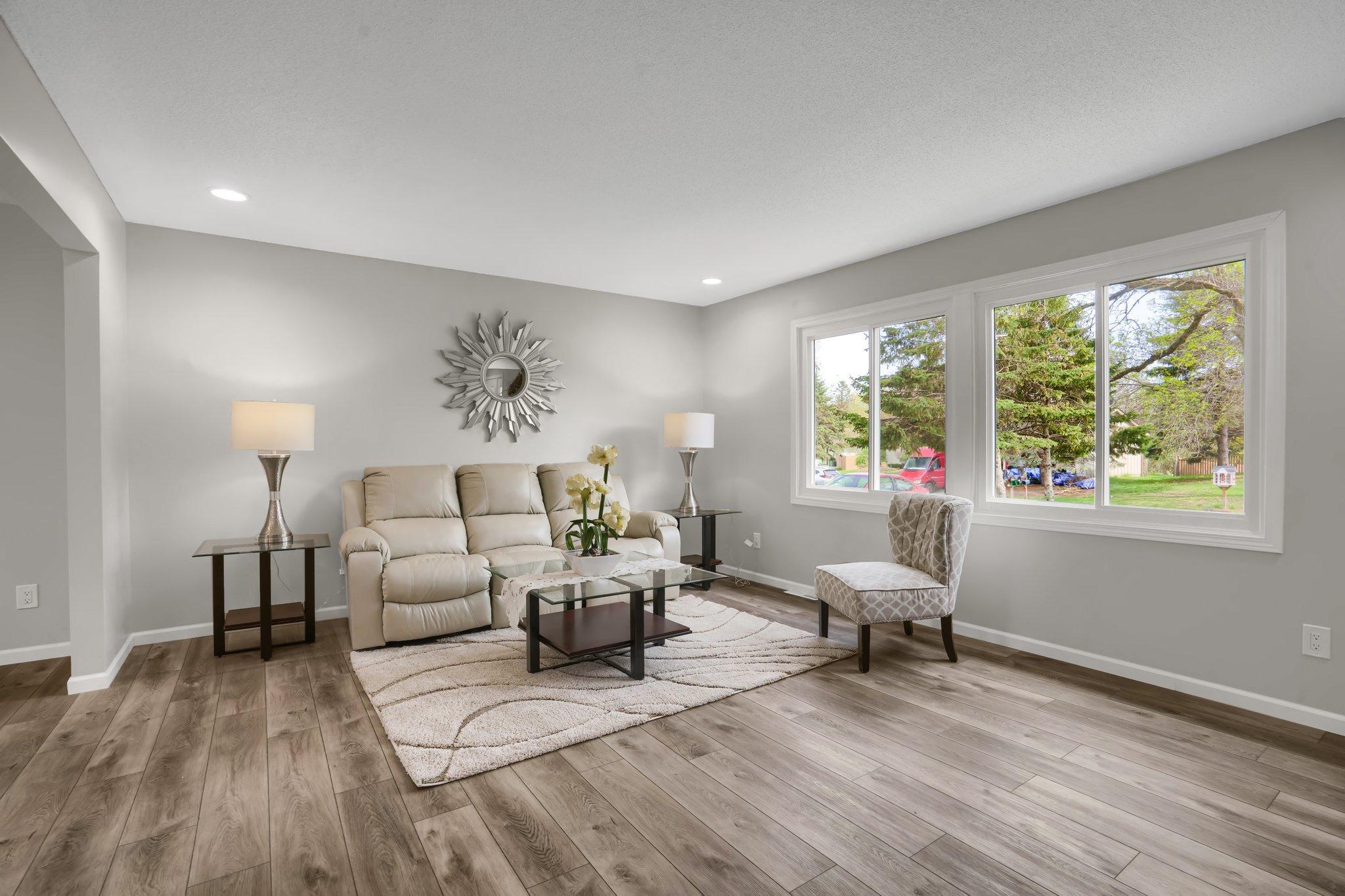 View of Residential at 527 Elaine Avenue, Shoreview MN 55126, Shoreview - Mike Wilen | Minnesota Team Real Estate