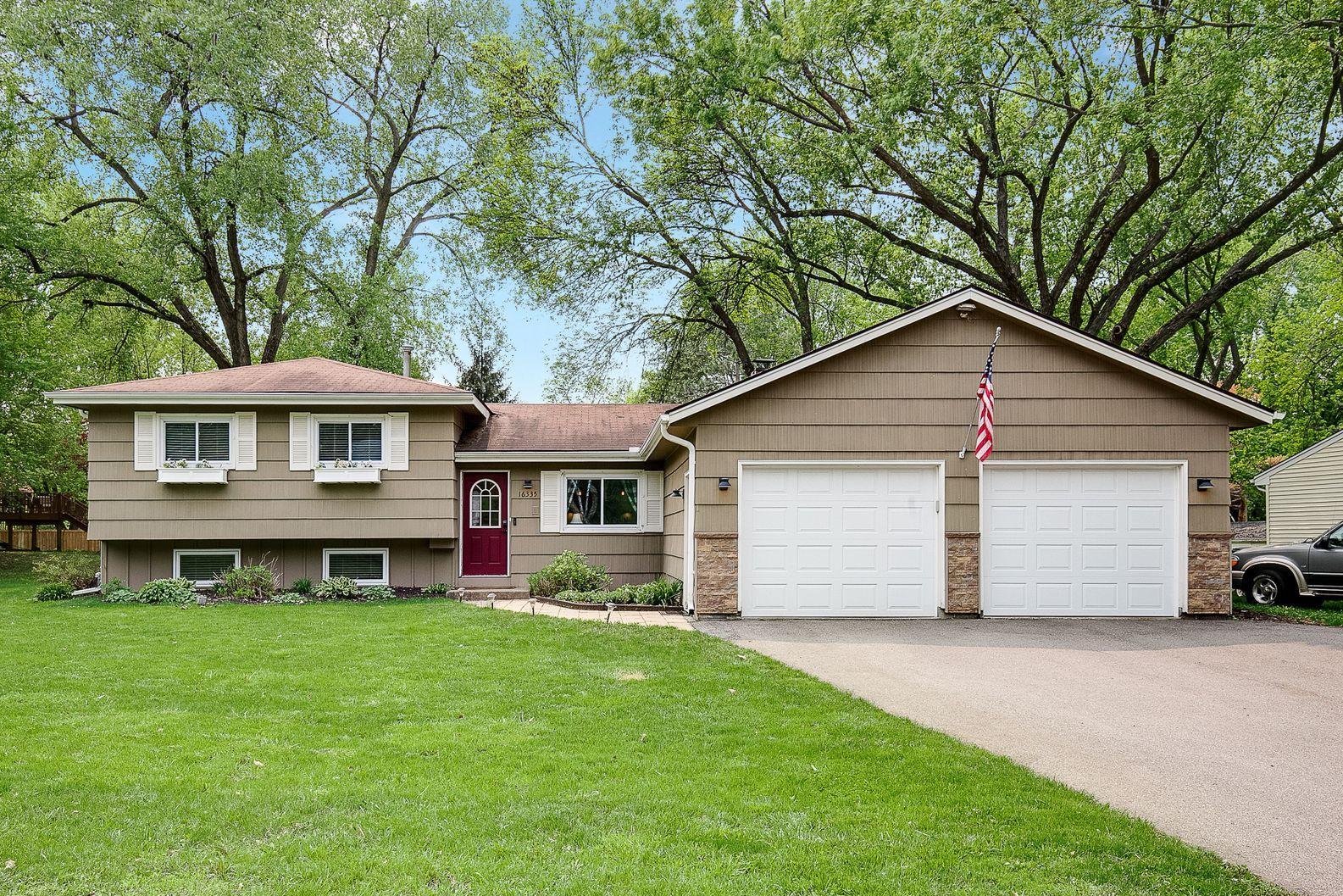 View of Residential at 16335 Temple Drive, Minnetonka MN 55345, Minnetonka - Mike Wilen | Minnesota Team Real Estate