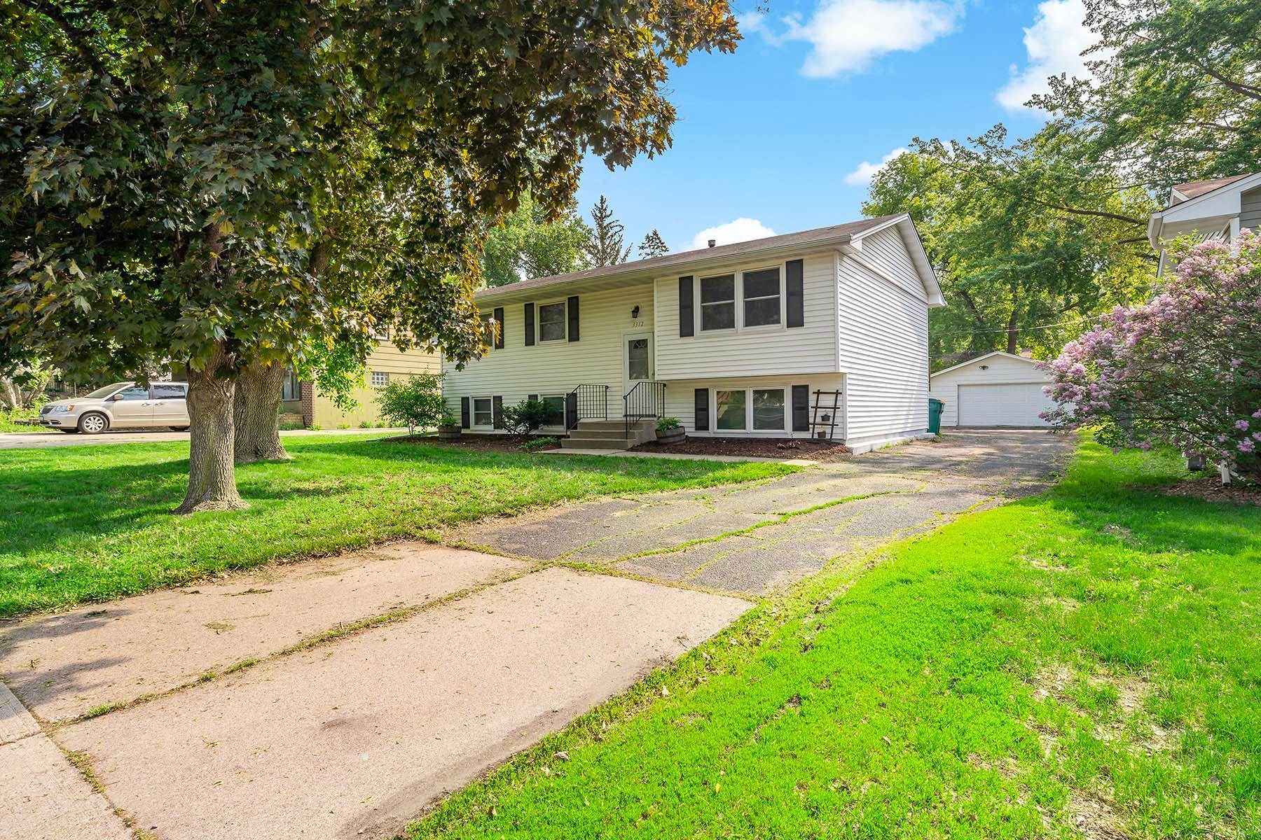 View of Residential at 3312 Adair Avenue, Crystal MN 55422, Crystal - Mike Wilen | Minnesota Team Real Estate