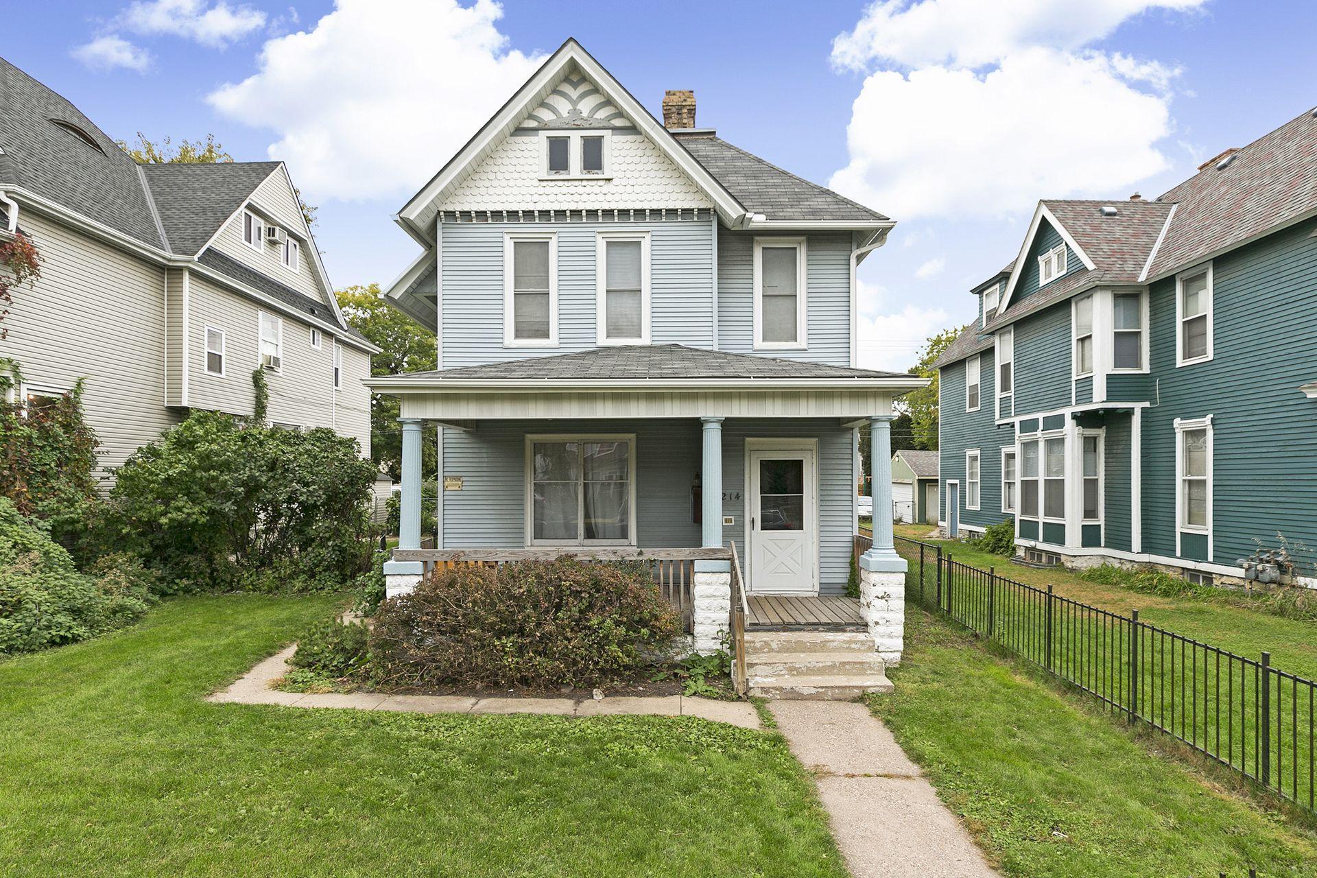 View of Residential Income at 2214 Portland Avenue, Minneapolis MN 55404, Minneapolis - Mike Wilen | Minnesota Team Real Estate