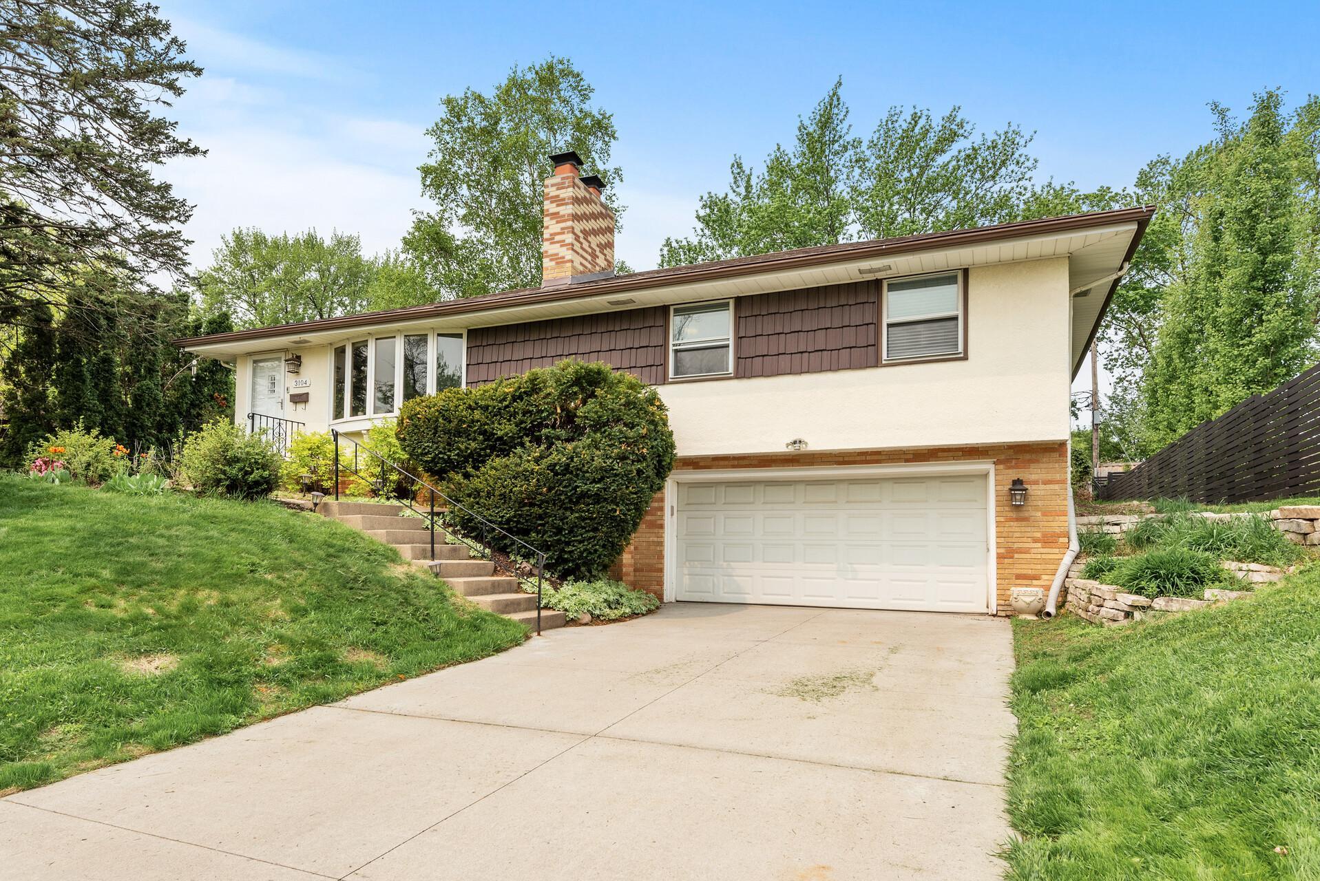 View of Residential at 3104 Croft Drive, Saint Anthony MN 55418, Saint Anthony - Mike Wilen | Minnesota Team Real Estate