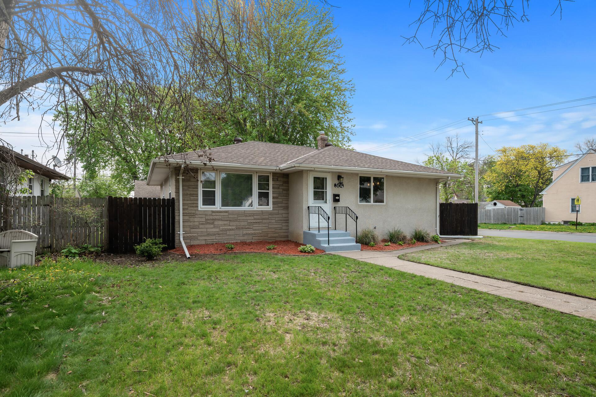 View of Residential at 304 13th Avenue, South Saint Paul MN 55075, South Saint Paul - Mike Wilen | Minnesota Team Real Estate