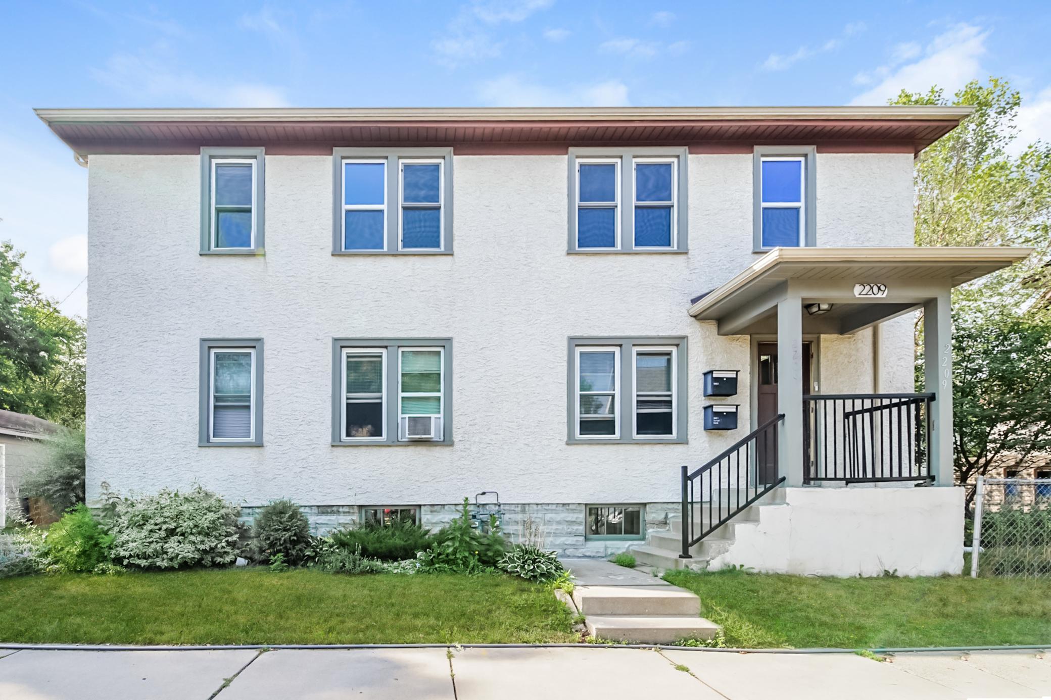 View of Residential Income at 2209 33rd Street, Minneapolis MN 55407, Minneapolis - Mike Wilen | Minnesota Team Real Estate