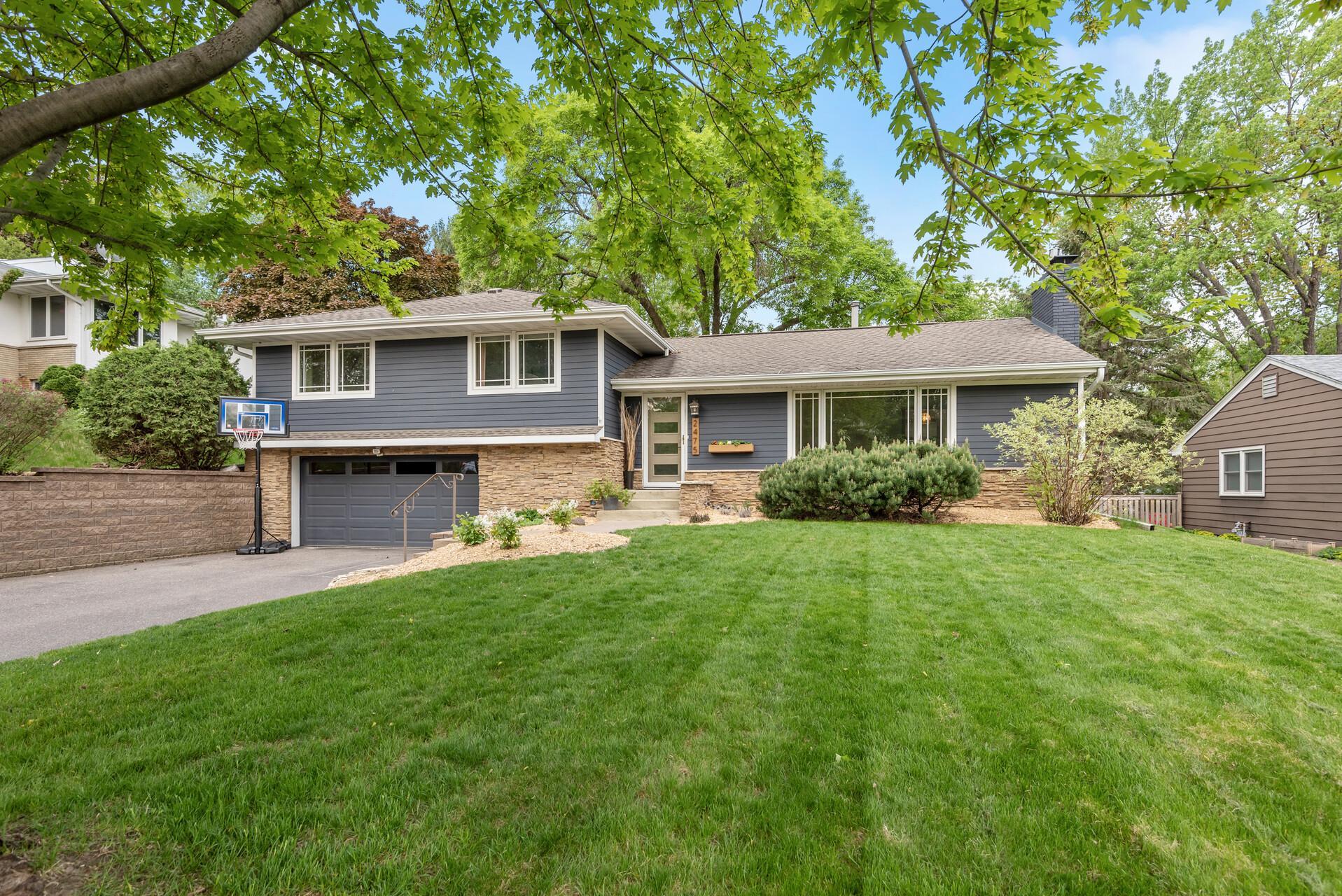 View of Residential at 2475 Chatsworth Street, Roseville MN 55113, Roseville - Mike Wilen | Minnesota Team Real Estate