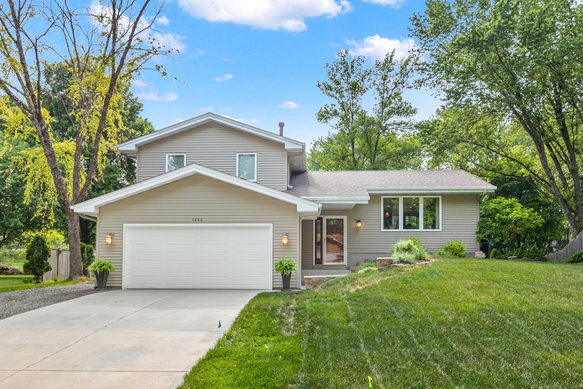 View of Residential at 7440 Longview Circle, Chanhassen MN 55317, Chanhassen - Mike Wilen | Minnesota Team Real Estate