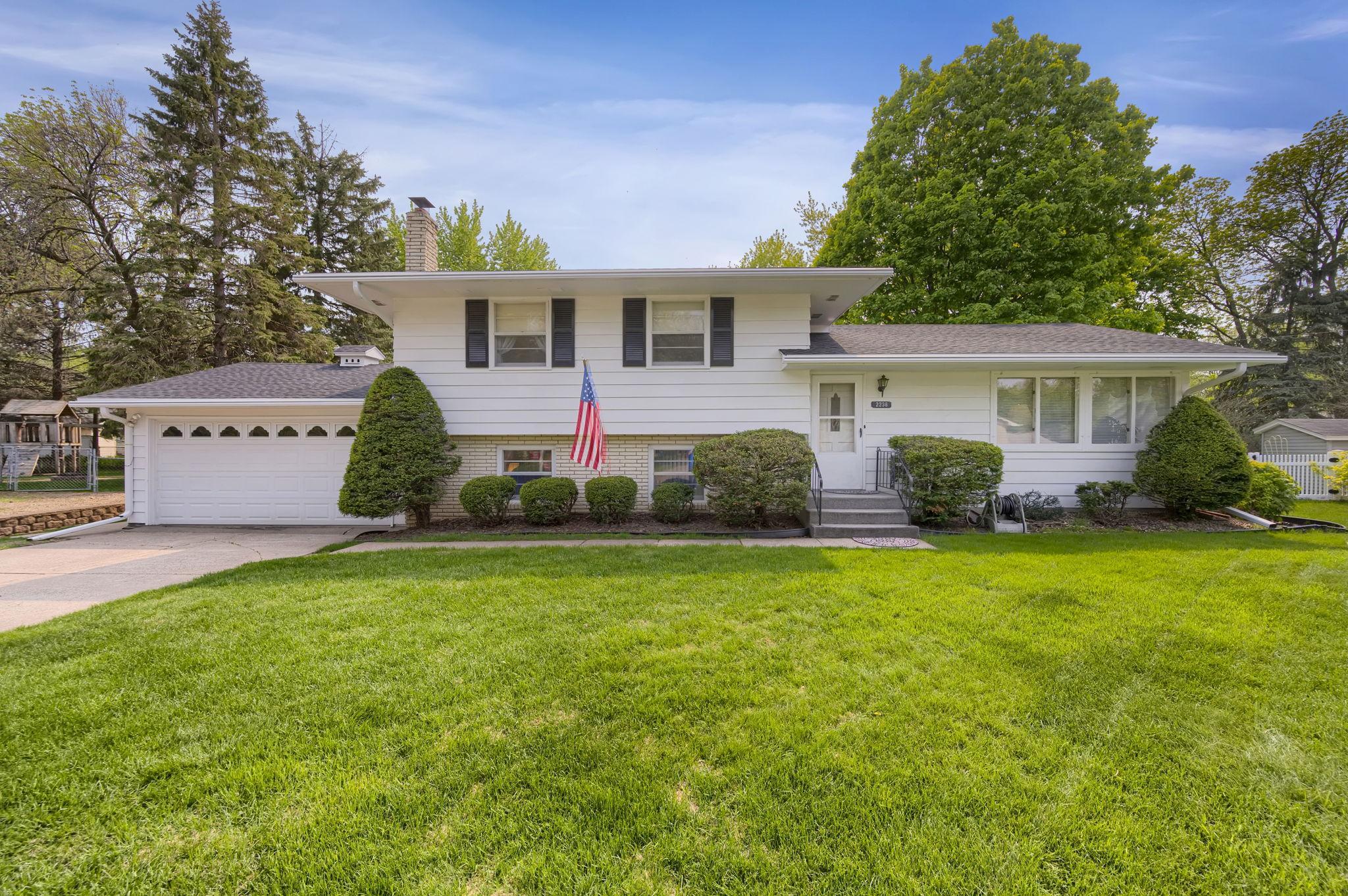 View of Residential at 2238 Sierra Drive, White Bear Lake MN 55110, White Bear Lake - Mike Wilen | Minnesota Team Real Estate