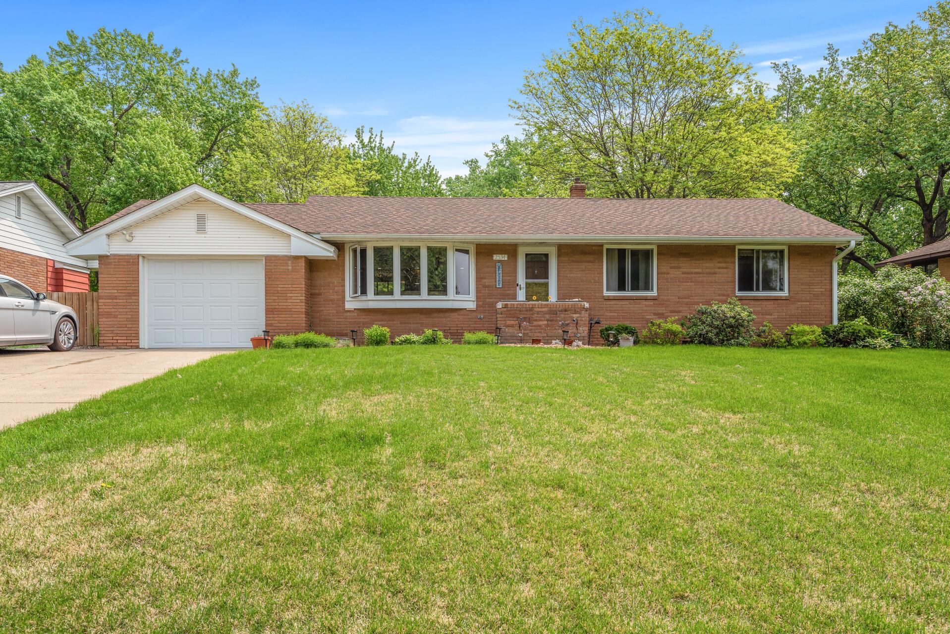 View of Residential at 2534 Bittersweet Lane, Maplewood MN 55109, Maplewood - Mike Wilen | Minnesota Team Real Estate