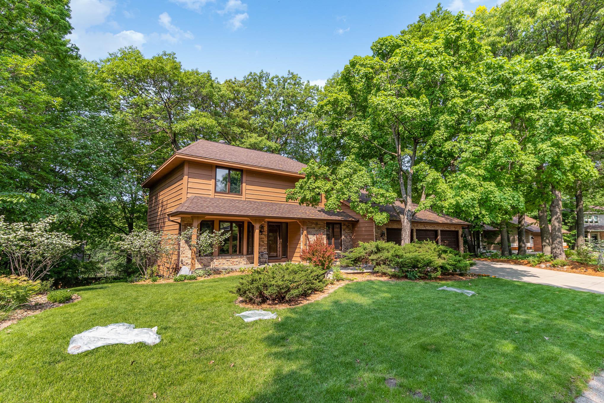 View of Residential at 9116 Decatur Avenue, Bloomington MN 55438, Bloomington - Mike Wilen | Minnesota Team Real Estate