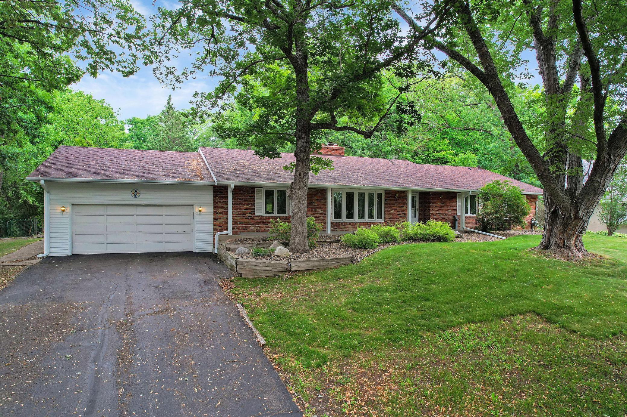 View of Residential at 8134 Oakmere Road, Bloomington MN 55438, Bloomington - Mike Wilen | Minnesota Team Real Estate