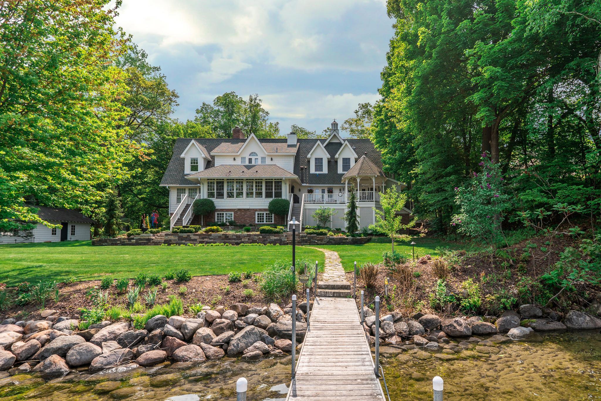 View of Residential at 21020 Oak Lane, Excelsior MN 55331, Excelsior - Mike Wilen | Minnesota Team Real Estate