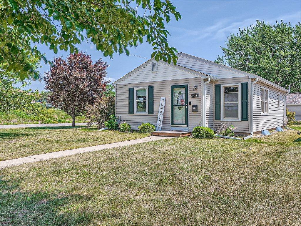 View of Residential at 425 15th Avenue, Hopkins MN 55343, Hopkins - Mike Wilen | Minnesota Team Real Estate