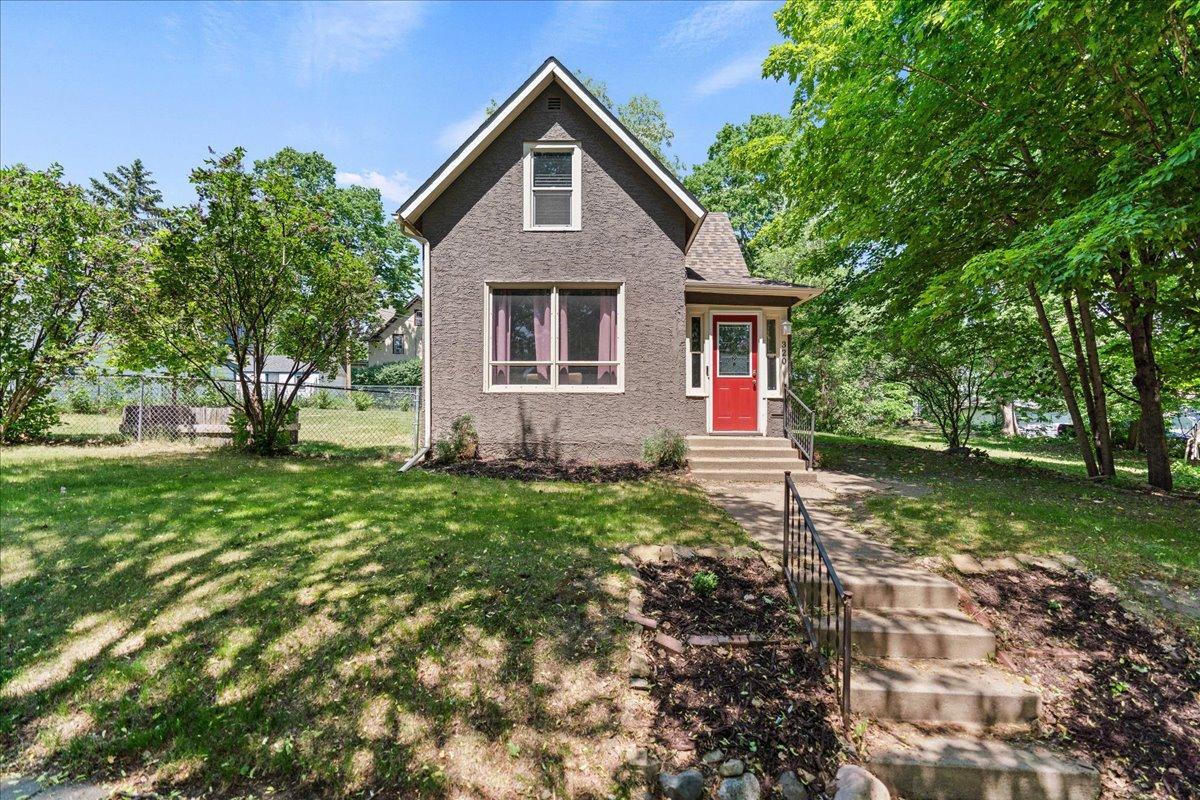 View of Residential at 320 30th Avenue, Minneapolis MN 55411, Minneapolis - Mike Wilen | Minnesota Team Real Estate