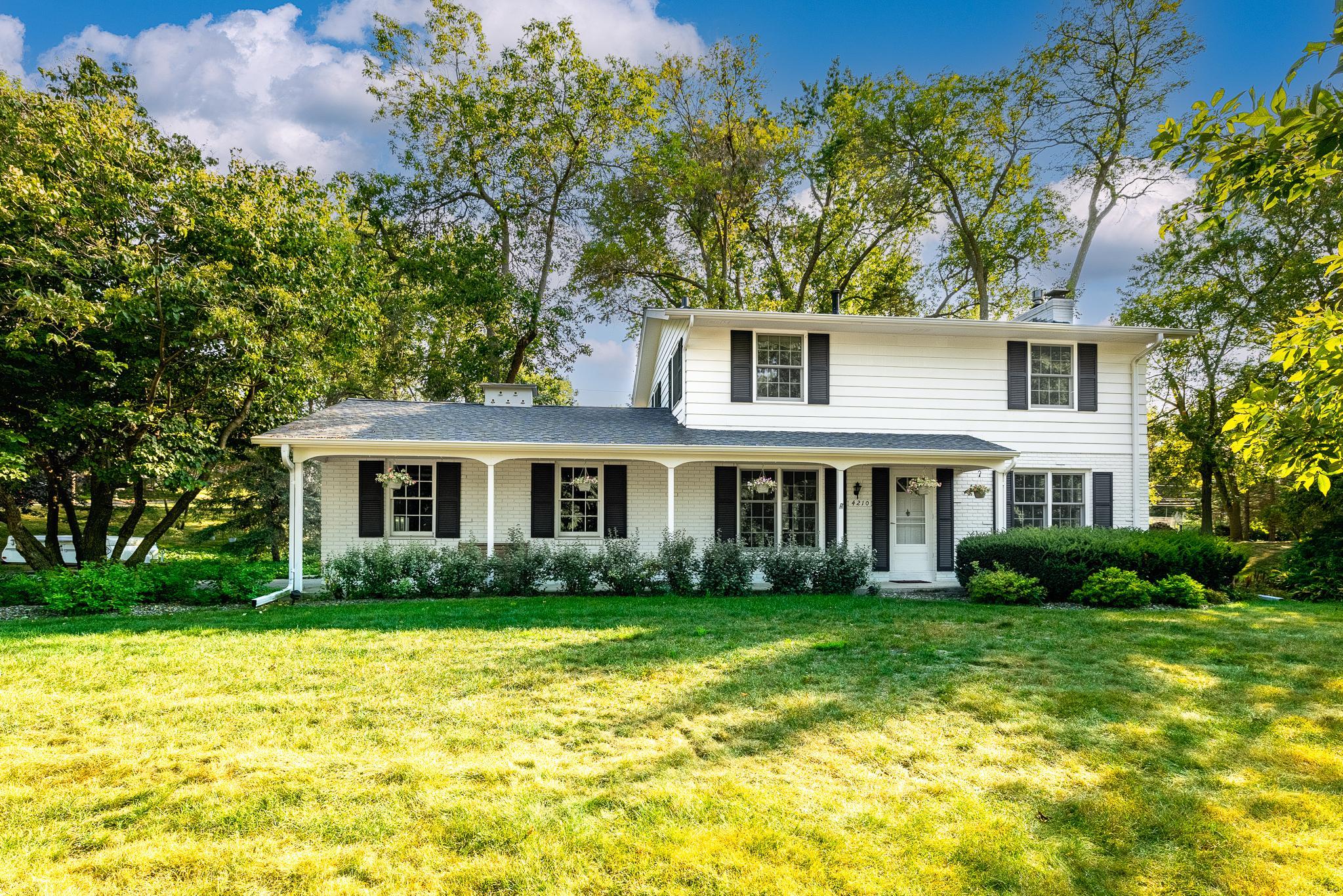 View of Residential at 4210 Queens Way, Minnetonka MN 55345, Minnetonka - Mike Wilen | Minnesota Team Real Estate