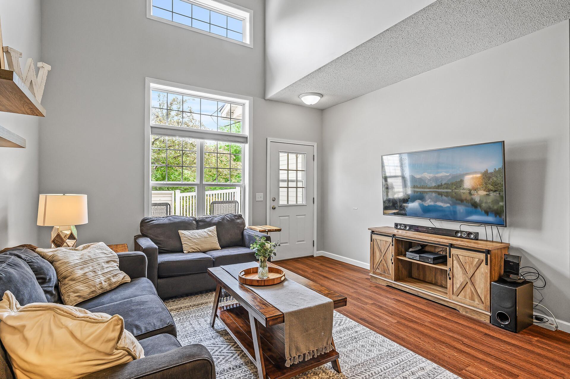 View of Residential at 433 Hickory Lane, Oakdale MN 55128, Oakdale - Mike Wilen | Minnesota Team Real Estate