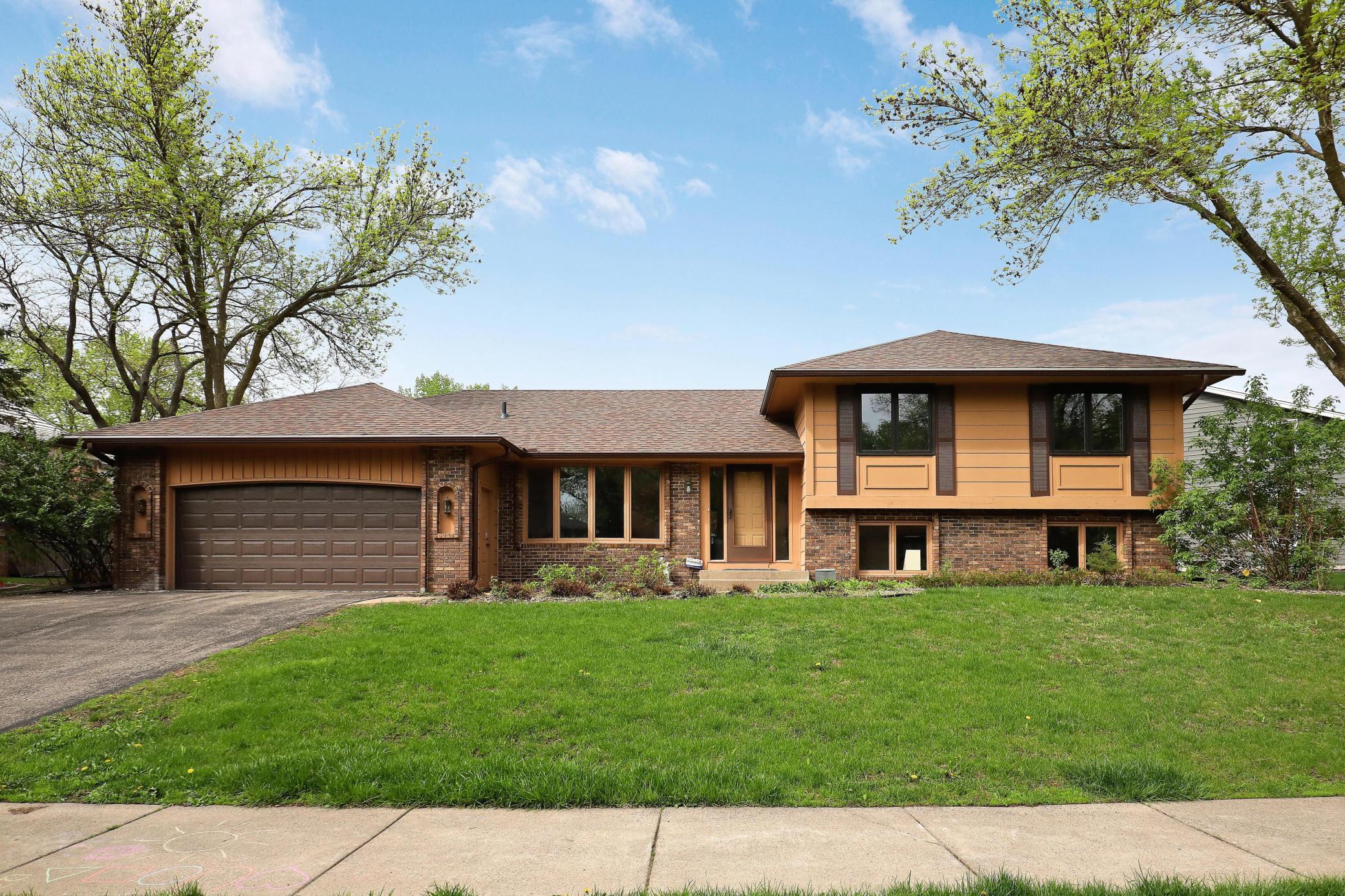 View of Residential at 9278 Hyland Creek Road, Bloomington MN 55437, Bloomington - Mike Wilen | Minnesota Team Real Estate