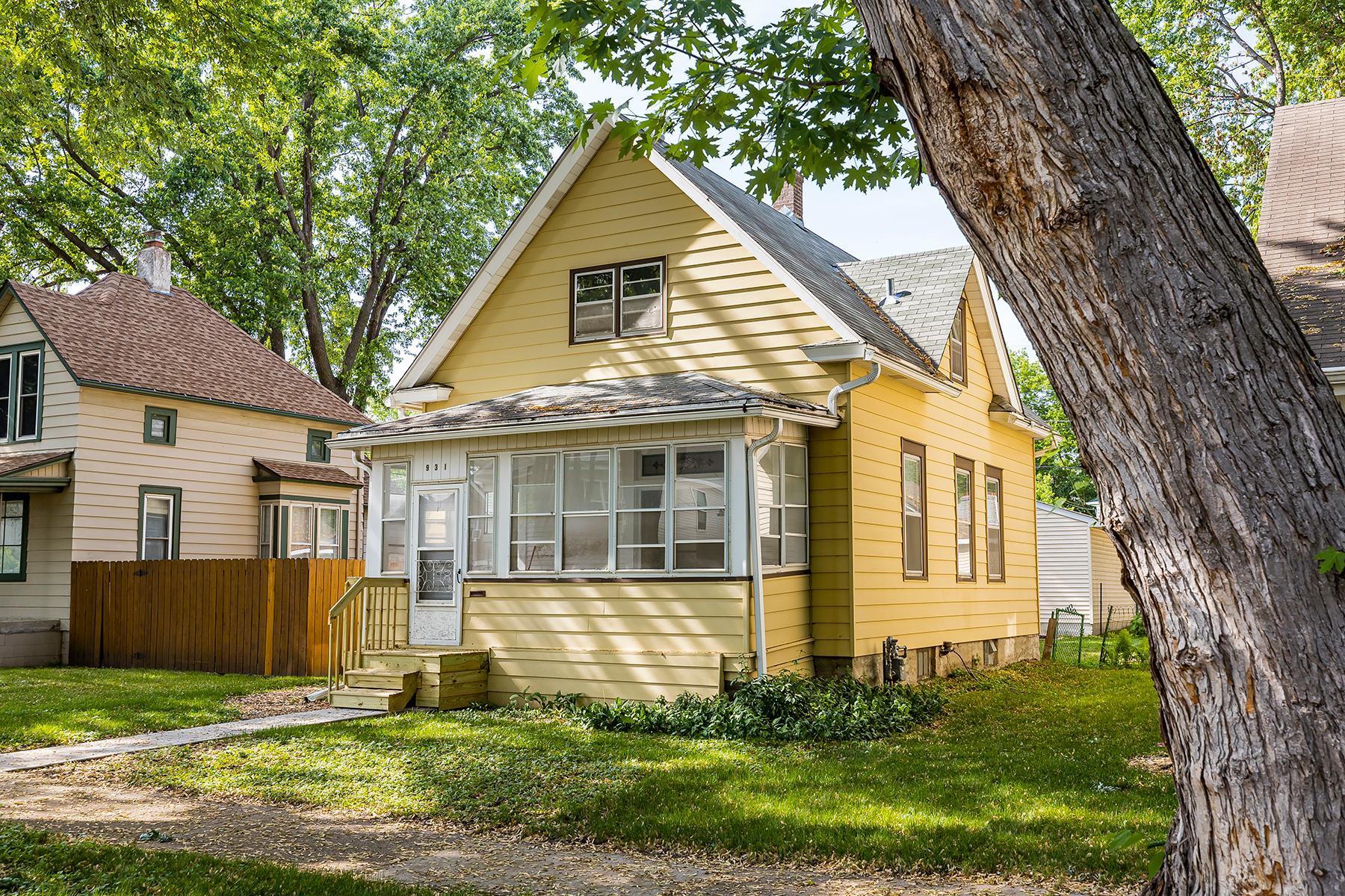 View of Residential at 931 Armstrong Avenue, Saint Paul MN 55102, Saint Paul - Mike Wilen | Minnesota Team Real Estate
