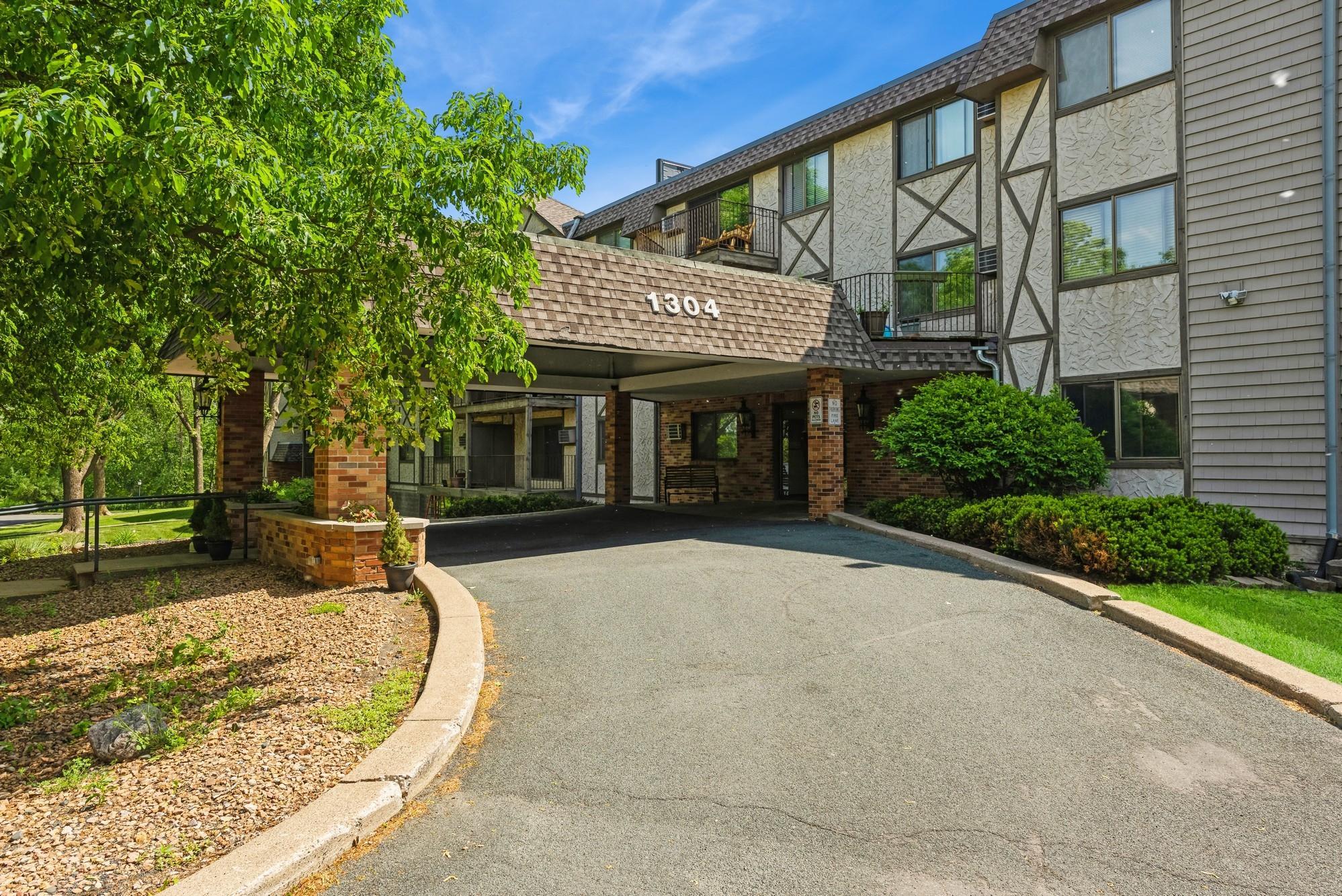 View of Residential at 1304 Medicine Lake Drive #102, Plymouth MN 55441, Plymouth - Mike Wilen | Minnesota Team Real Estate