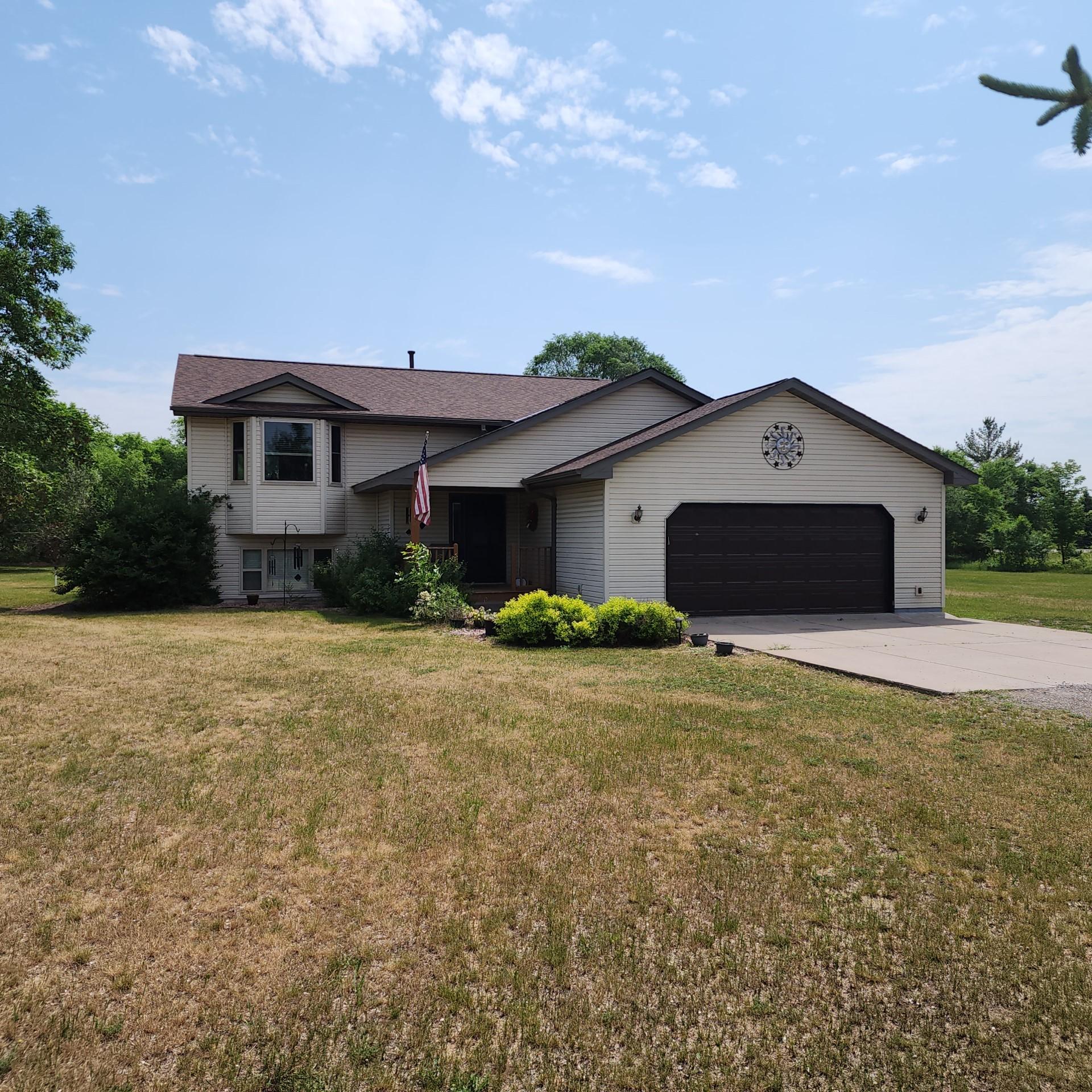 View of Residential at 22031 Saint Francis Boulevard, Oak Grove MN 55303, Oak Grove - Mike Wilen | Minnesota Team Real Estate