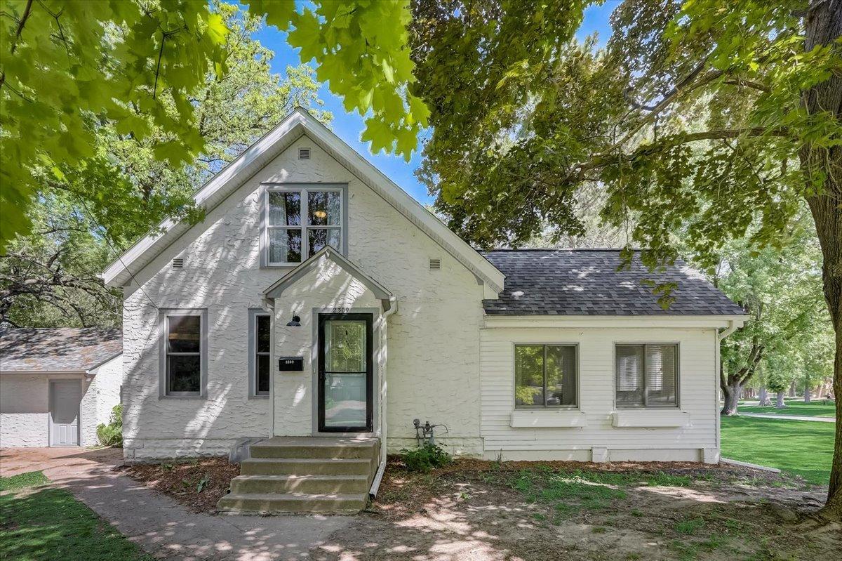 View of Residential at 2309 10th Street, White Bear Lake MN 55110, White Bear Lake - Mike Wilen | Minnesota Team Real Estate