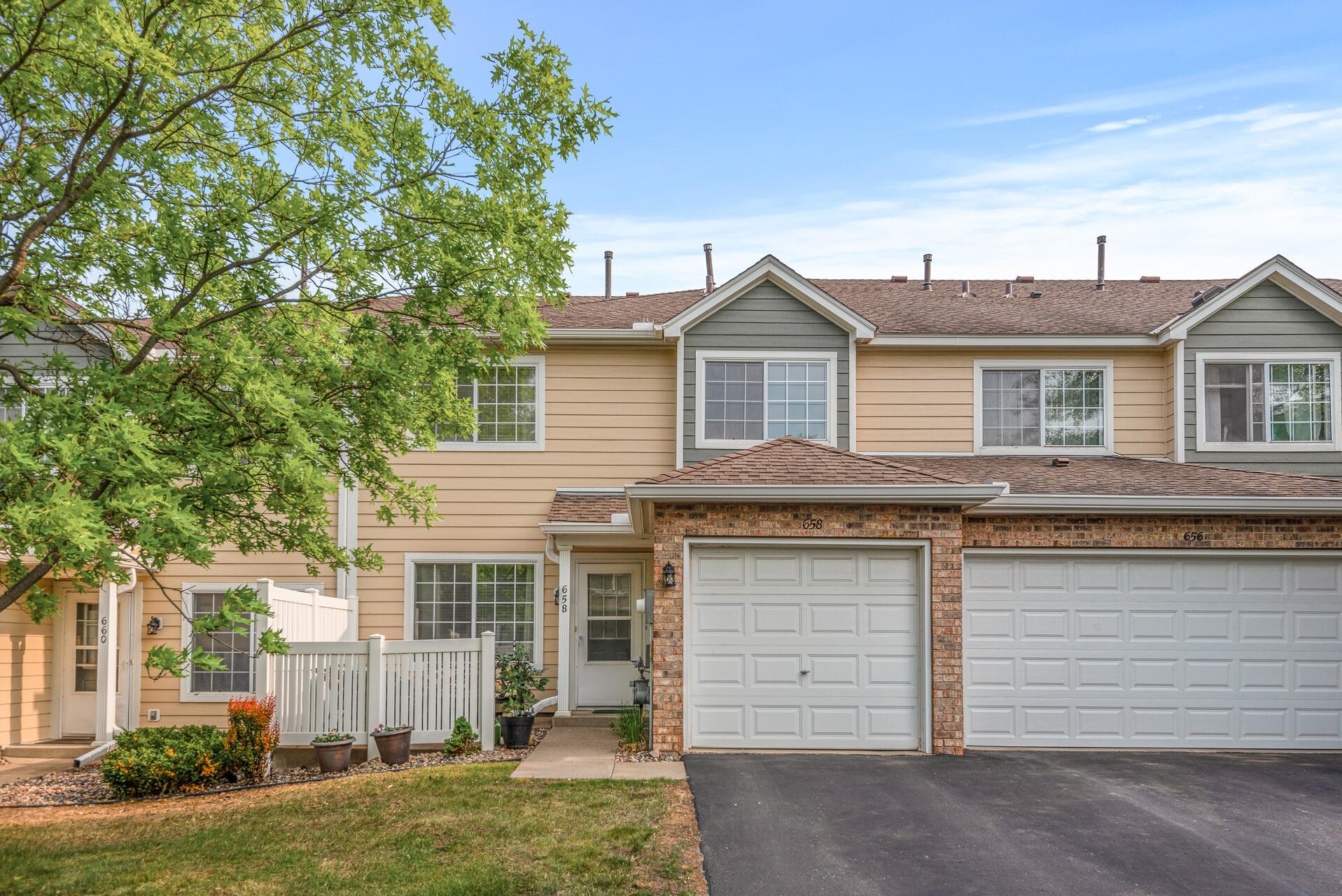 View of Residential at 658 Mariner Way, Woodbury MN 55129, Woodbury - Mike Wilen | Minnesota Team Real Estate