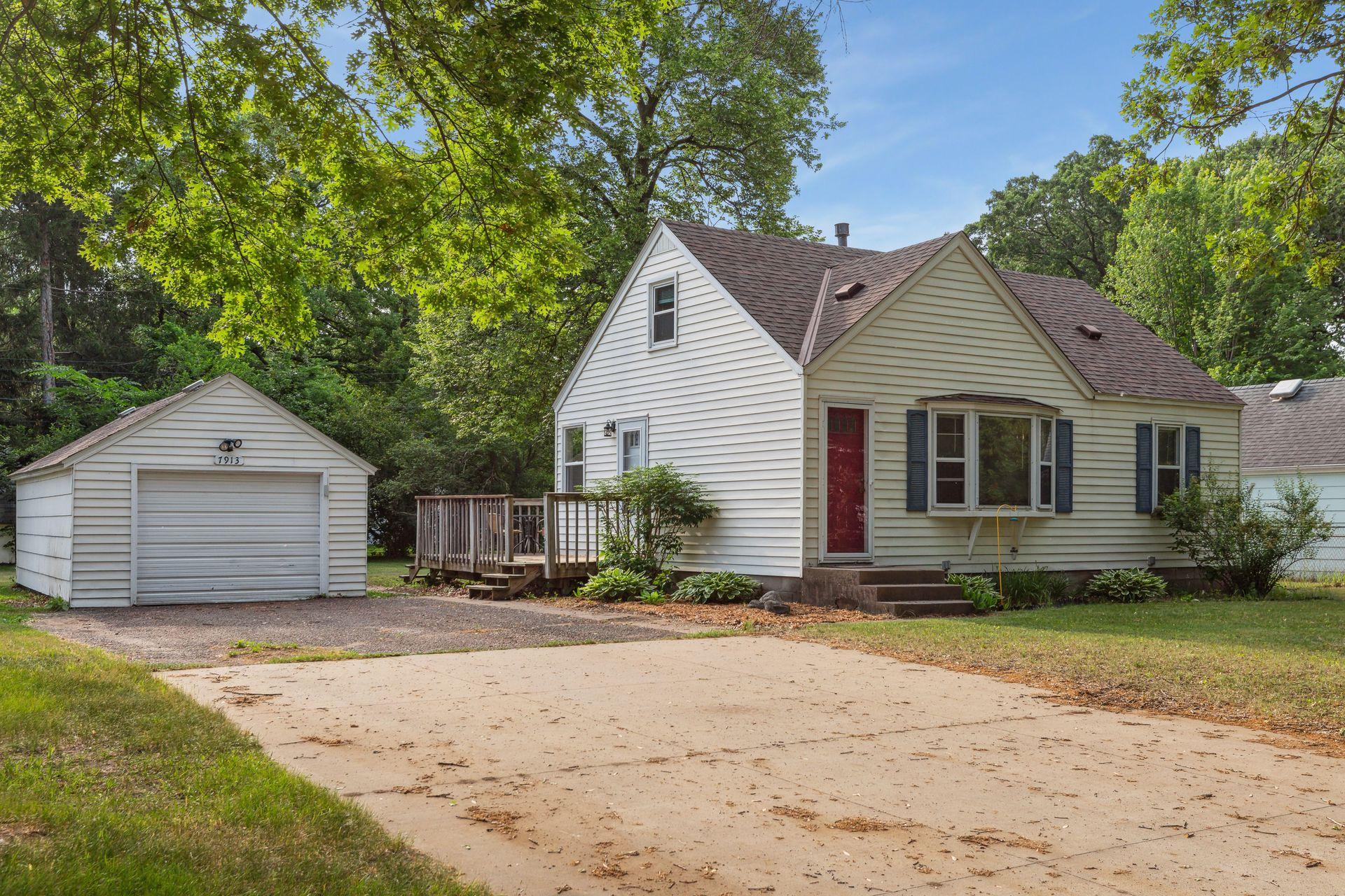 View of Residential at 7913 Edgewood Drive, New Brighton MN 55112, New Brighton - Mike Wilen | Minnesota Team Real Estate