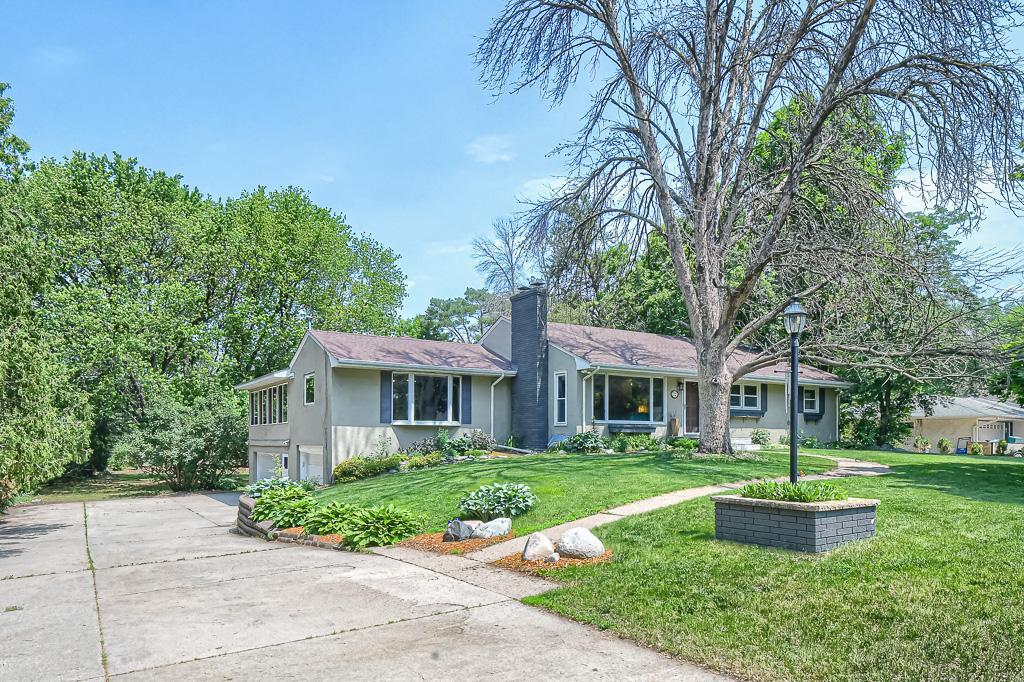View of Residential at 631 Callahan Place, Mendota Heights MN 55118, Mendota Heights - Mike Wilen | Minnesota Team Real Estate