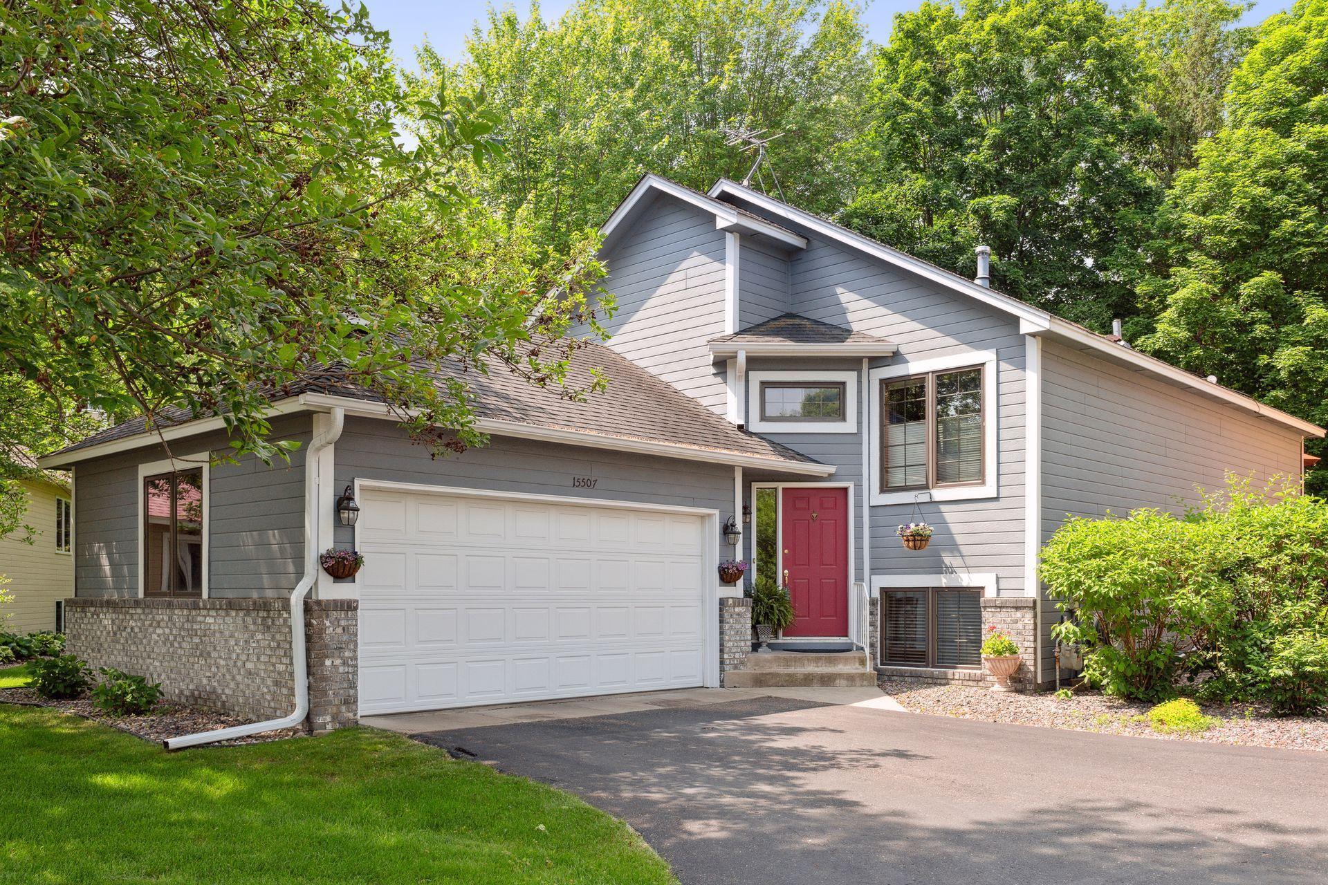 View of Residential at 15507 Sussex Drive, Minnetonka MN 55345, Minnetonka - Mike Wilen | Minnesota Team Real Estate