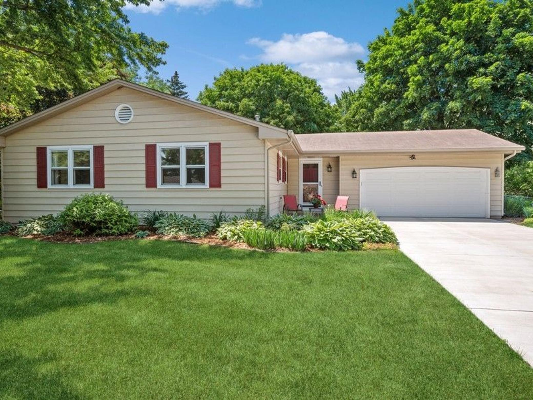 View of Residential at 10129 Goodrich Circle, Bloomington MN 55437, Bloomington - Mike Wilen | Minnesota Team Real Estate