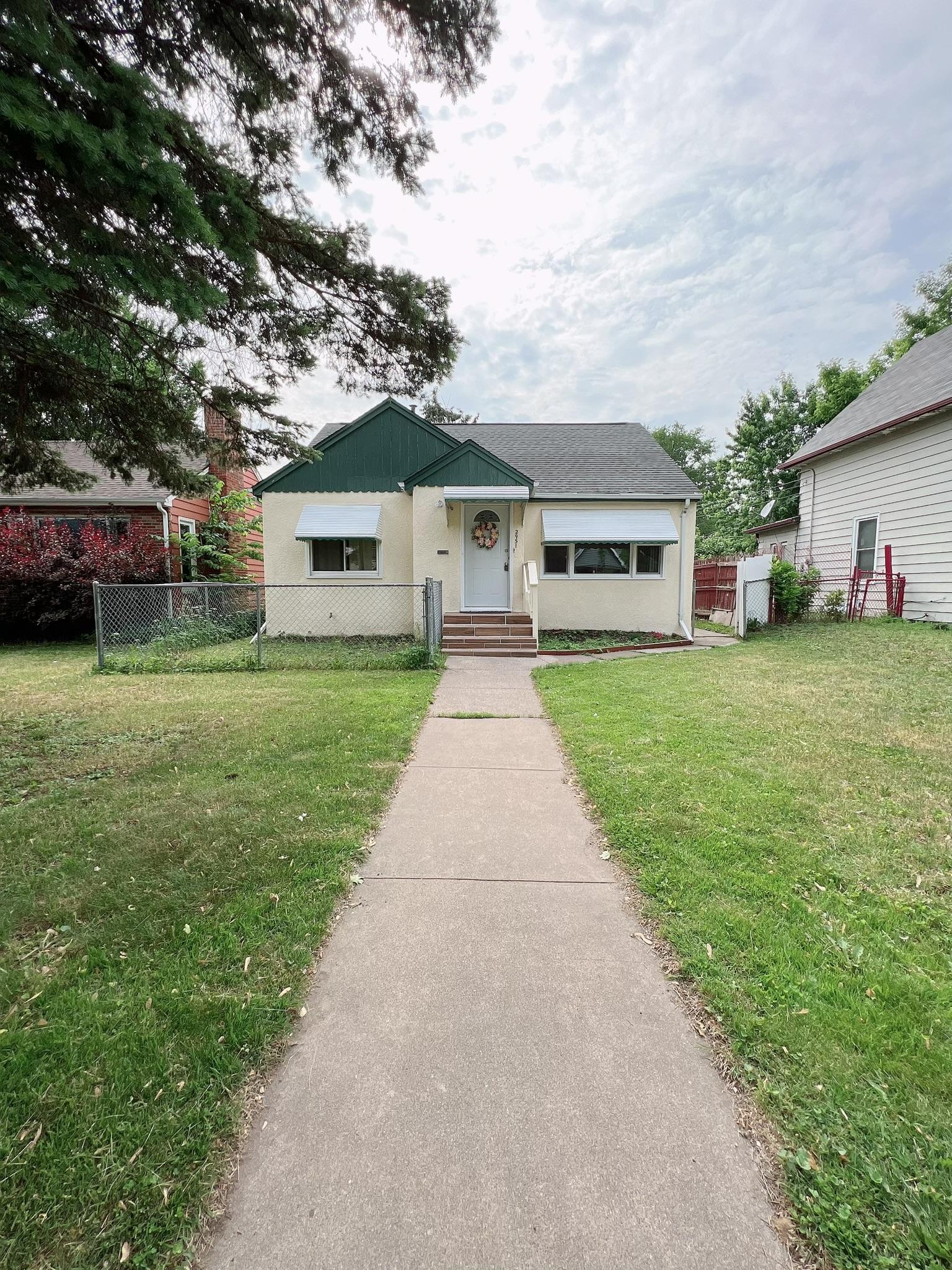 View of Residential at 2951 Thomas Avenue, Minneapolis MN 55411, Minneapolis - Mike Wilen | Minnesota Team Real Estate