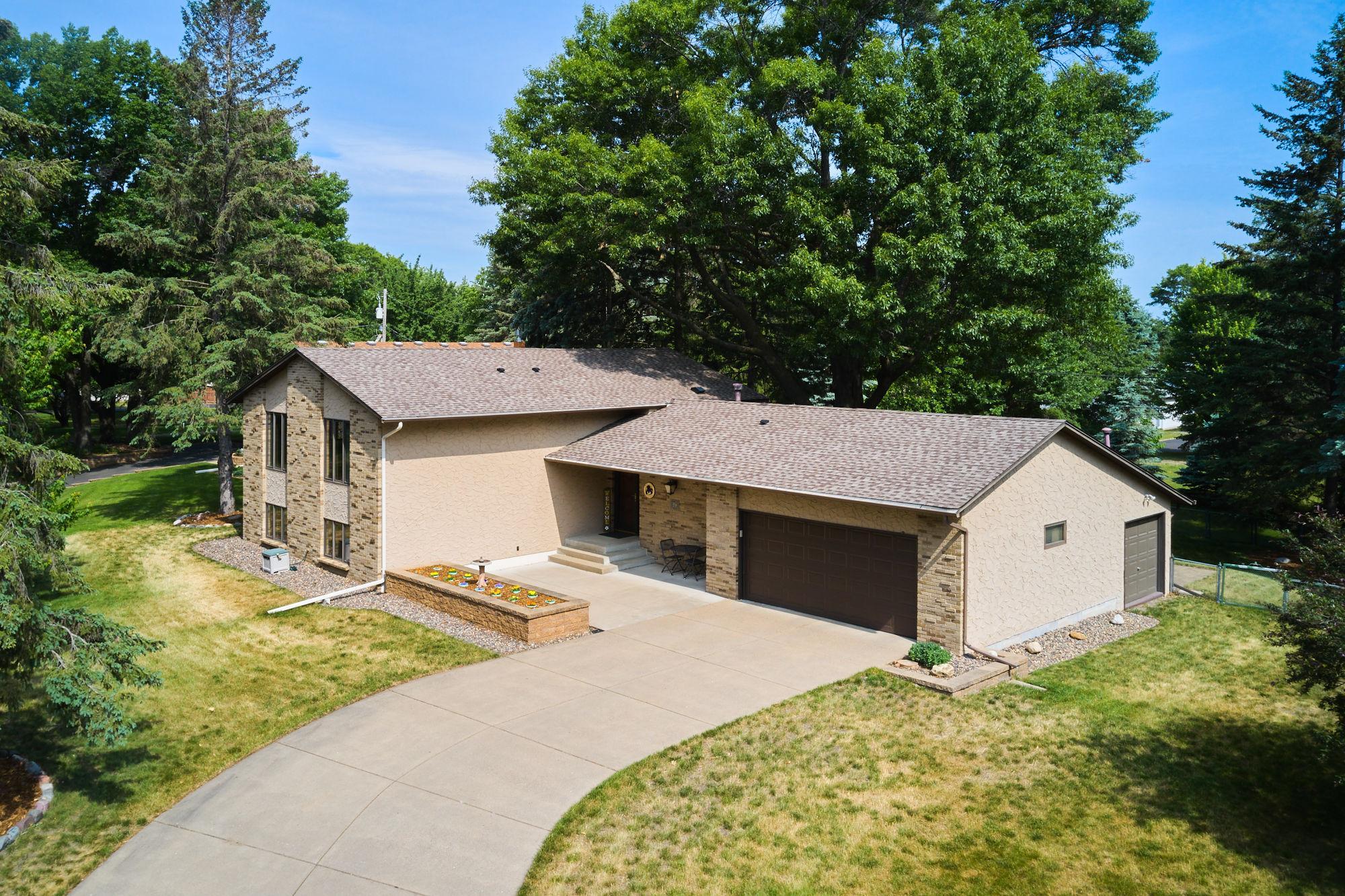 View of Residential at 775 Lakeview Drive, Shoreview MN 55126, Shoreview - Mike Wilen | Minnesota Team Real Estate