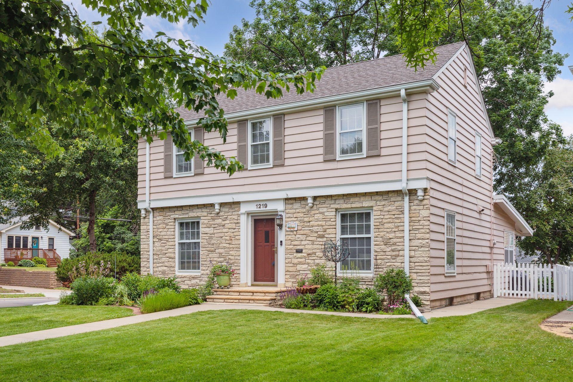 View of Residential at 1219 Bayard Avenue, Saint Paul MN 55116, Saint Paul - Mike Wilen | Minnesota Team Real Estate
