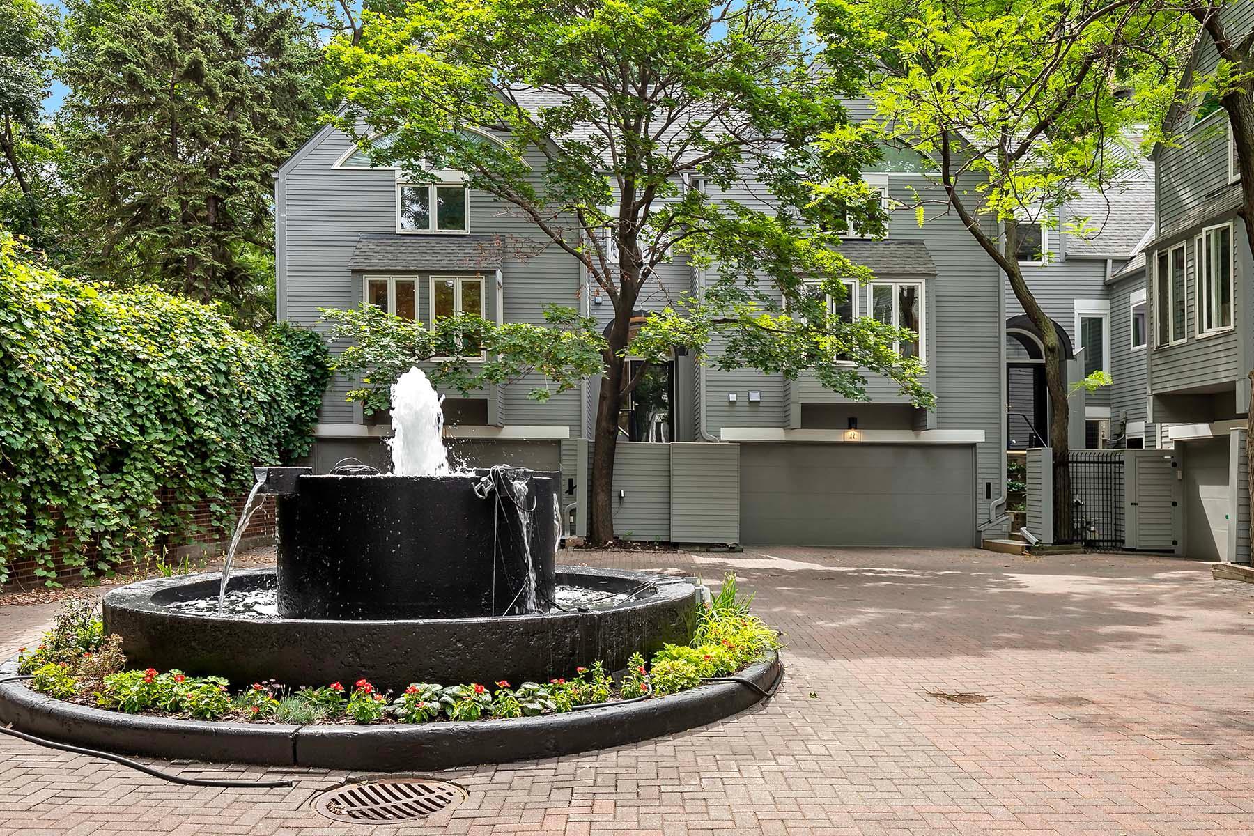 View of Residential at 43 Greenway Gables, Minneapolis MN 55403, Minneapolis - Mike Wilen | Minnesota Team Real Estate