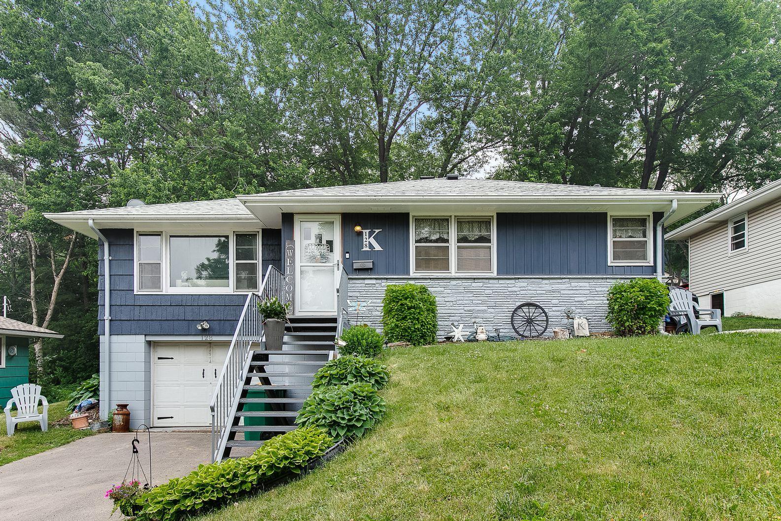 View of Residential at 128 16th Avenue, South Saint Paul MN 55075, South Saint Paul - Mike Wilen | Minnesota Team Real Estate