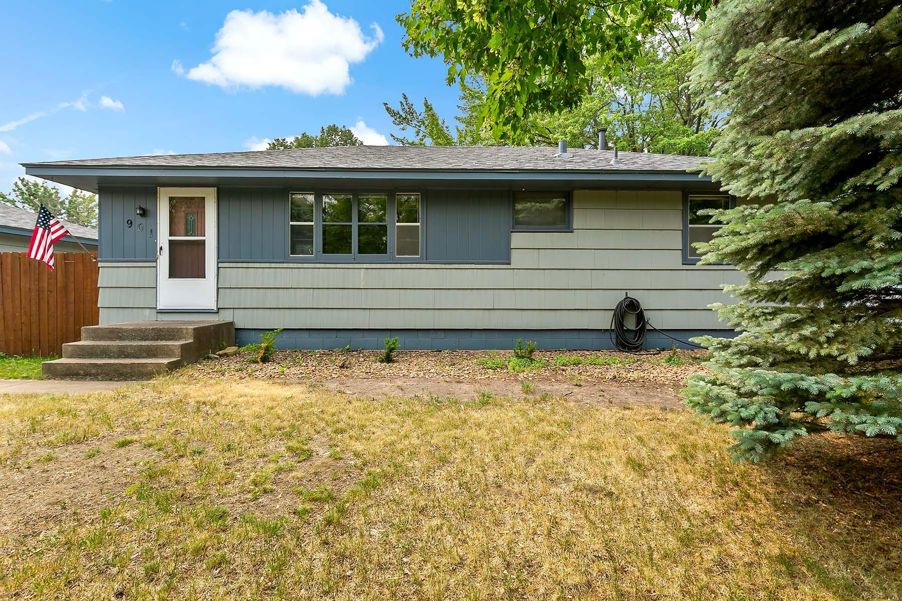 View of Residential at 901 Pearson Parkway, Brooklyn Park MN 55444, Brooklyn Park - Mike Wilen | Minnesota Team Real Estate