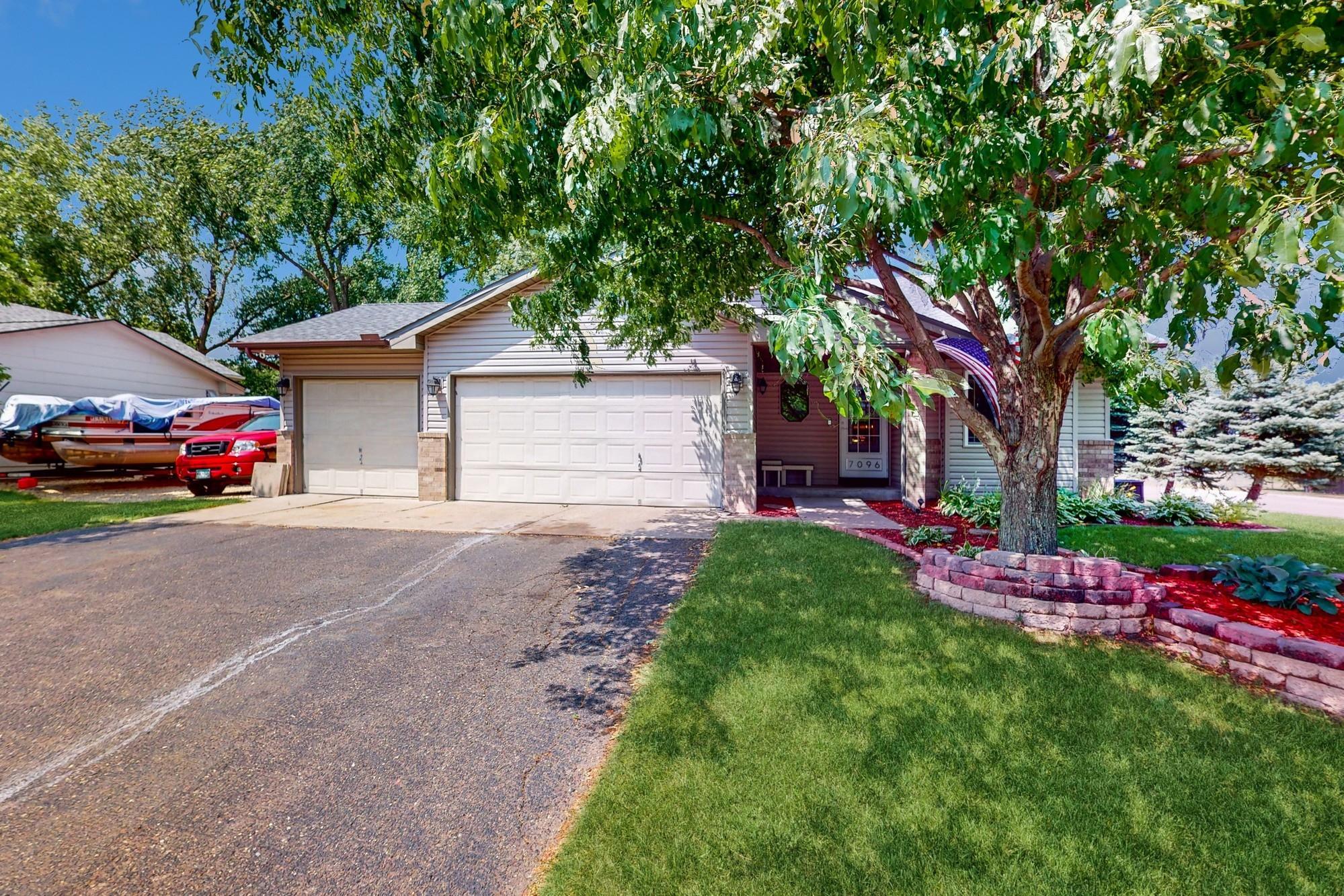 View of Residential at 7096 37th Street, Oakdale MN 55128, Oakdale - Mike Wilen | Minnesota Team Real Estate