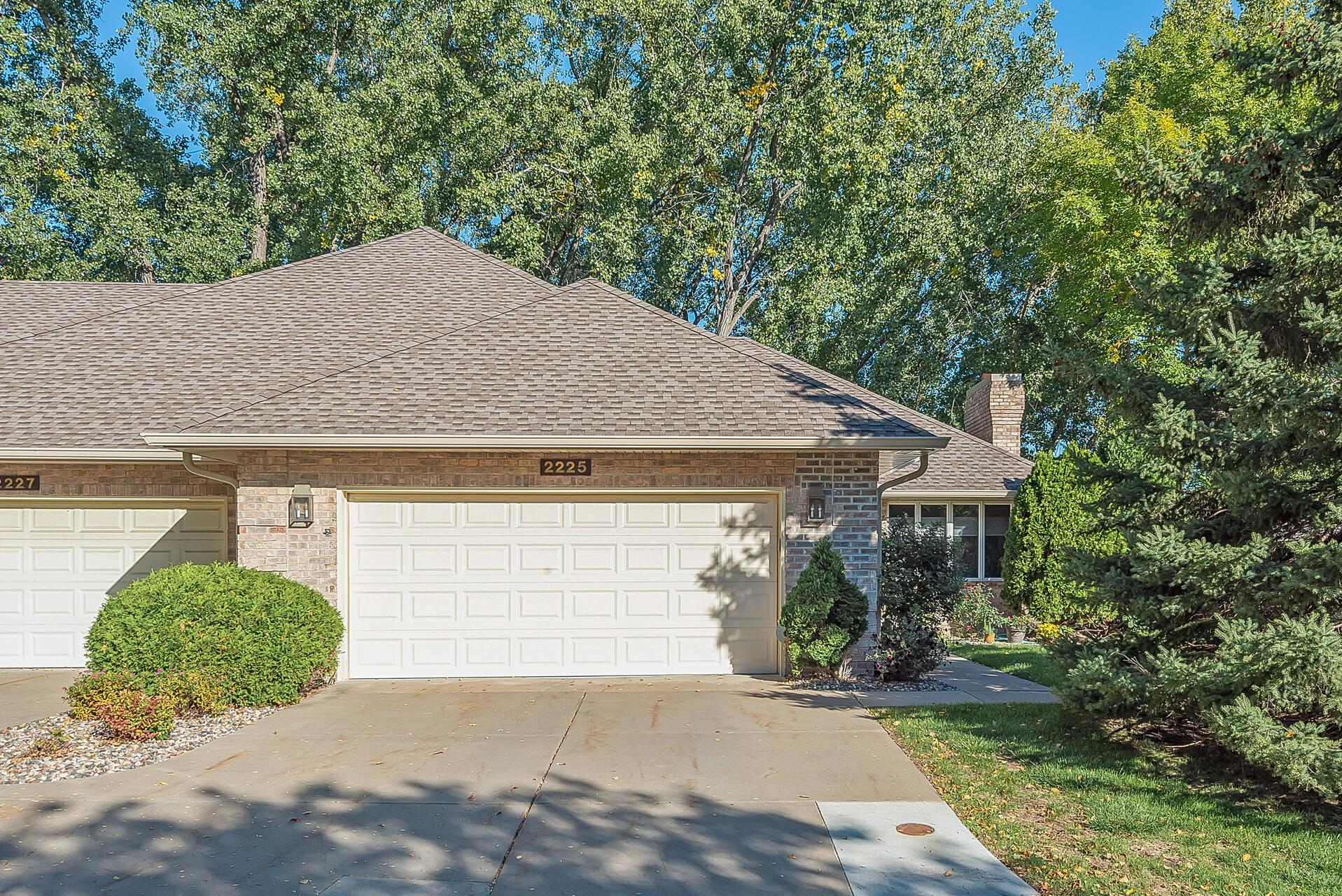 View of Residential at 2225 Ferris Lane, Roseville MN 55113, Roseville - Mike Wilen | Minnesota Team Real Estate