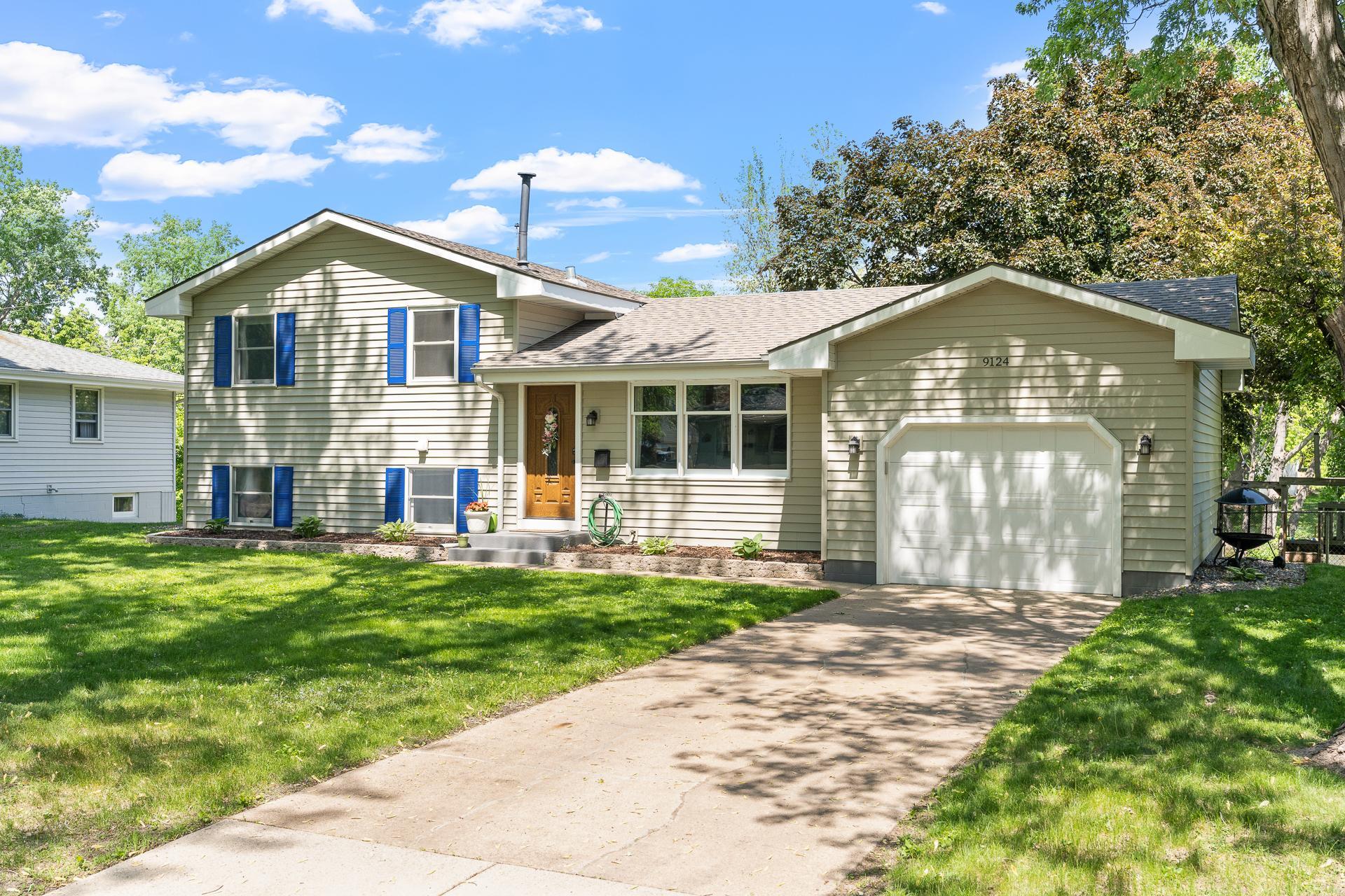 View of Residential at 9124 Northwood Parkway, New Hope MN 55427, New Hope - Mike Wilen | Minnesota Team Real Estate
