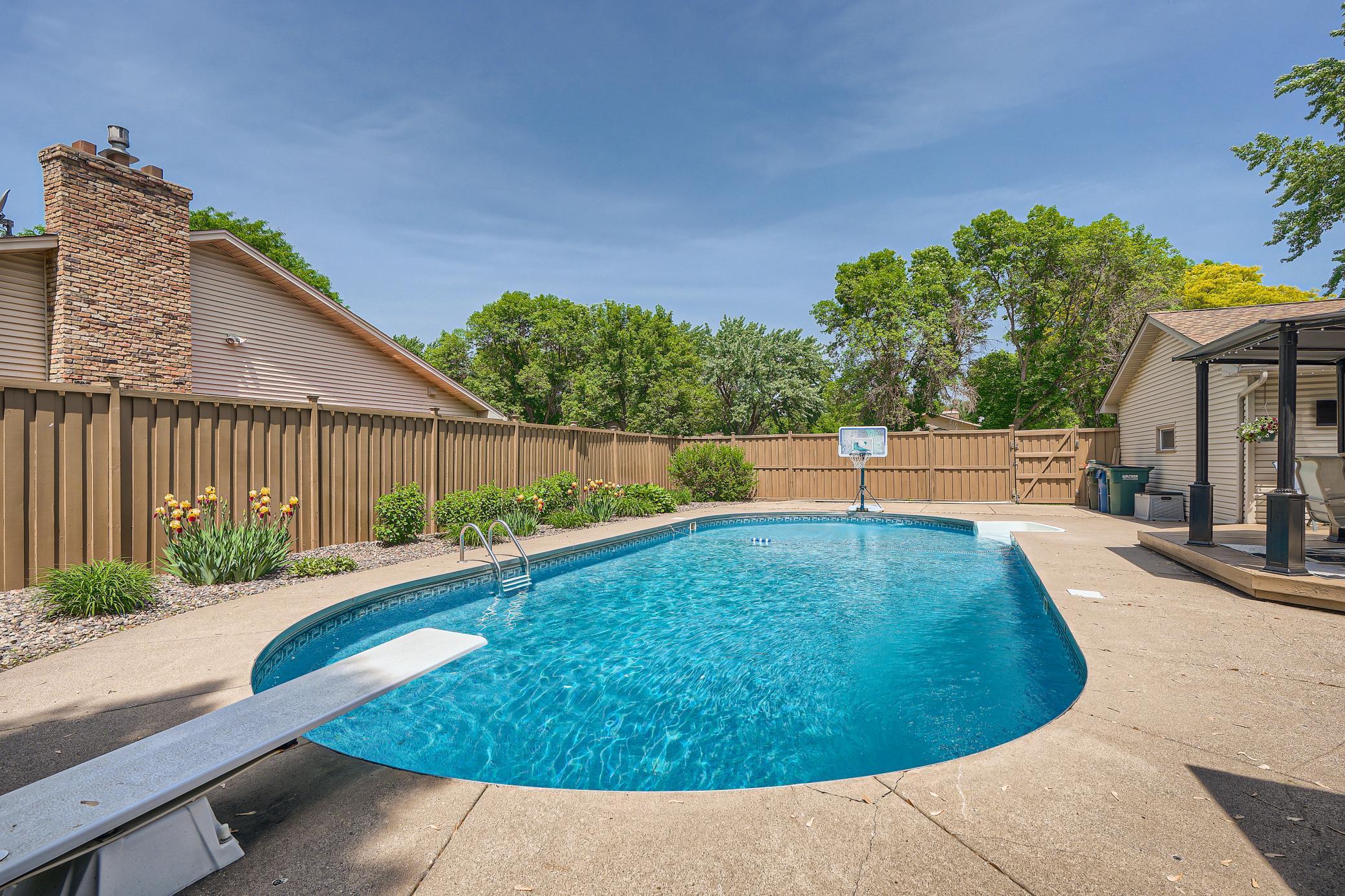 View of Residential at 6320 Squire Drive, Fridley MN 55432, Fridley - Mike Wilen | Minnesota Team Real Estate