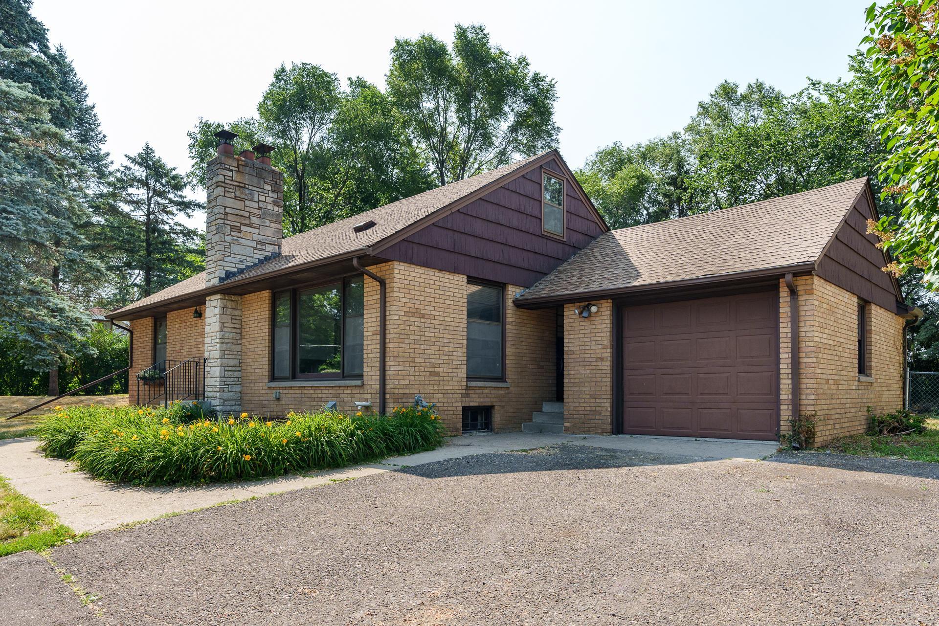 View of Residential at 1000 Woodhill Drive, Roseville MN 55113, Roseville - Mike Wilen | Minnesota Team Real Estate