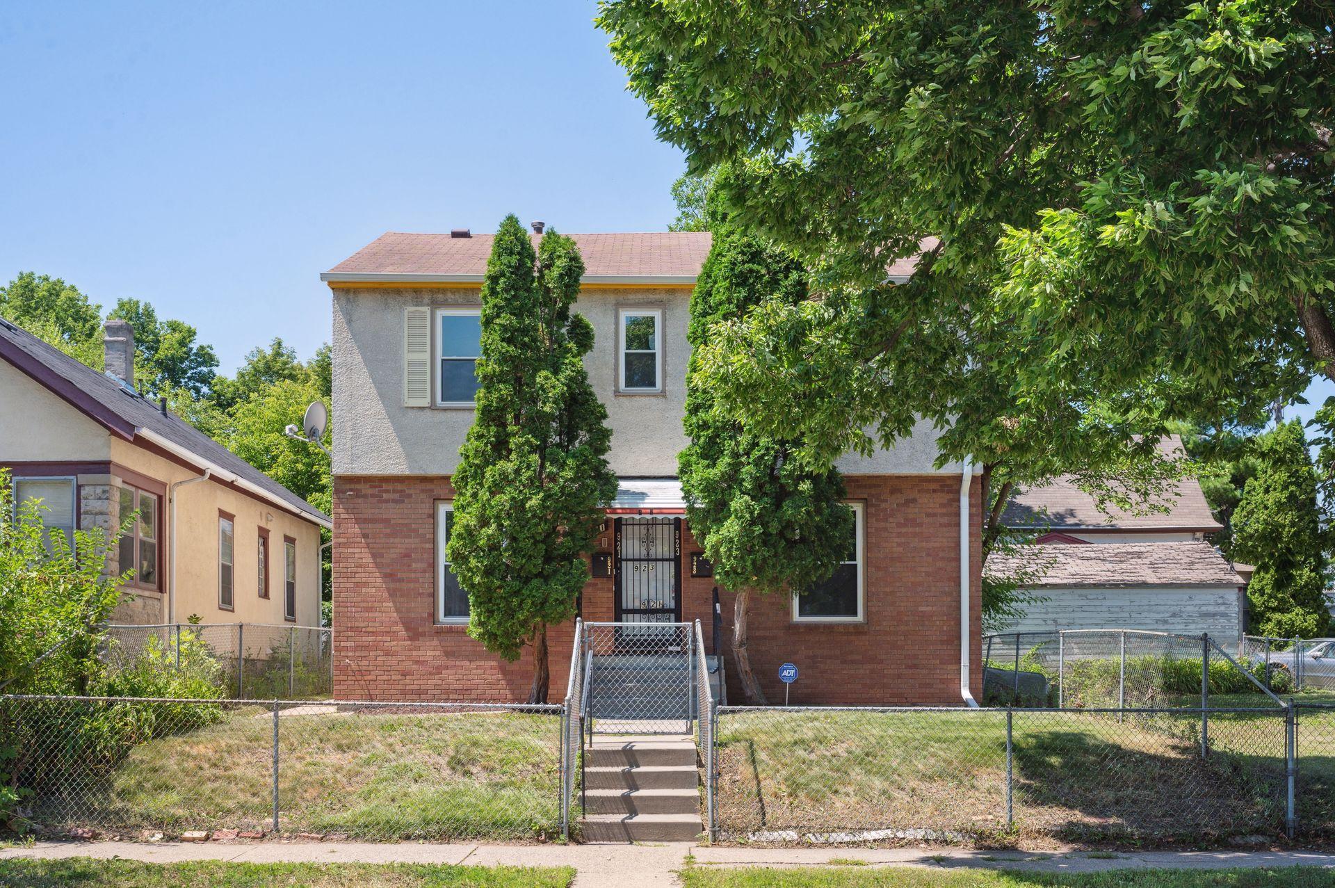 View of Residential Income at 921-923 Oliver Avenue, Minneapolis MN 55411, Minneapolis - Mike Wilen | Minnesota Team Real Estate