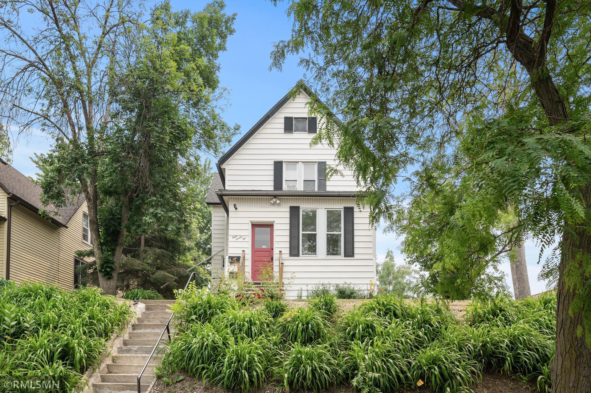 View of Residential Income at 422 Lawson Avenue, Saint Paul MN 55117, Saint Paul - Mike Wilen | Minnesota Team Real Estate