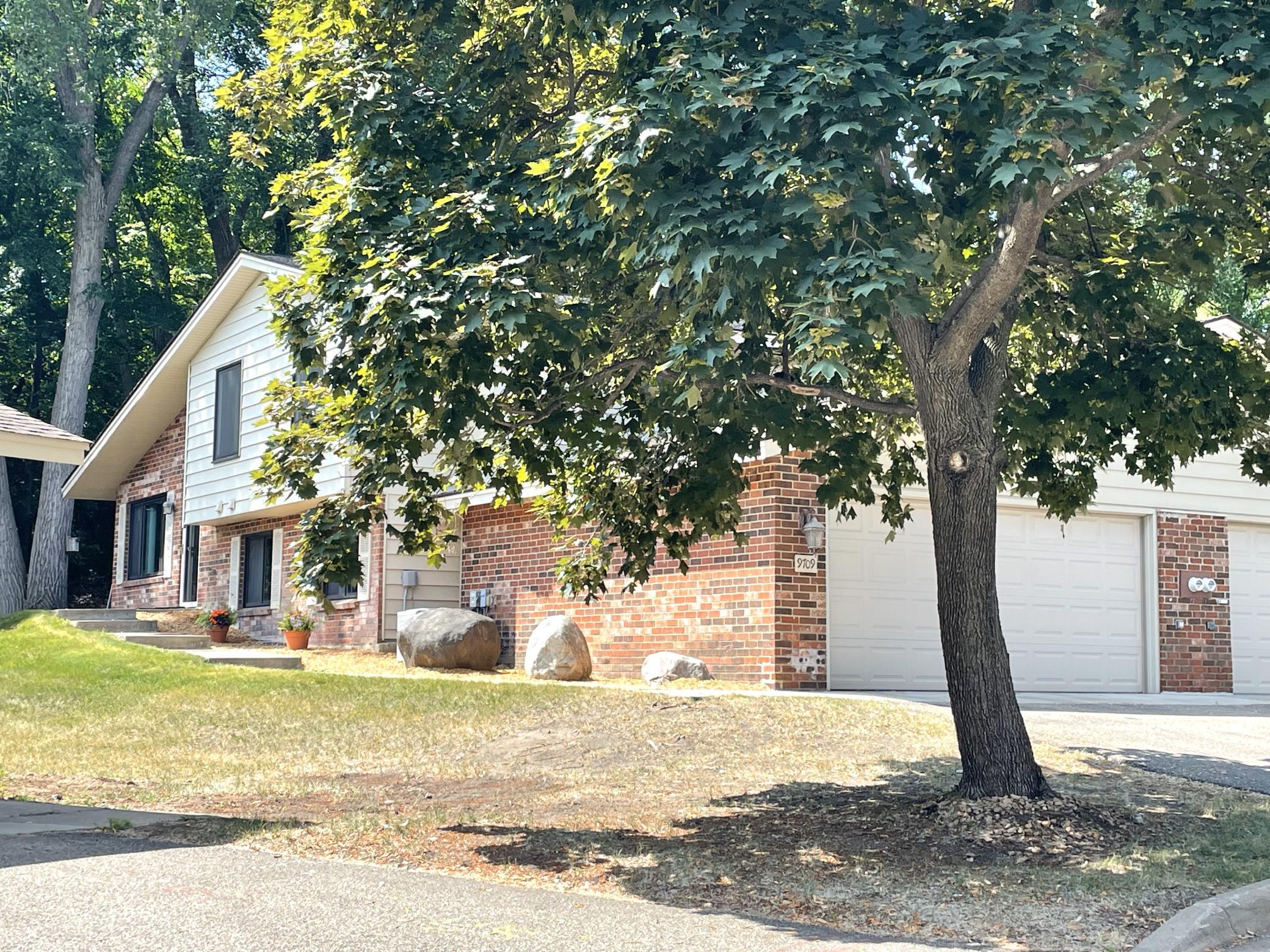 View of Residential at 9709 Cimarron Circle, Minnetonka MN 55305, Minnetonka - Mike Wilen | Minnesota Team Real Estate