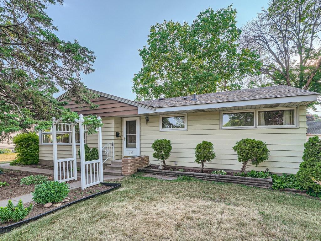 View of Residential at 209 6th Avenue, Osseo MN 55369, Osseo - Mike Wilen | Minnesota Team Real Estate